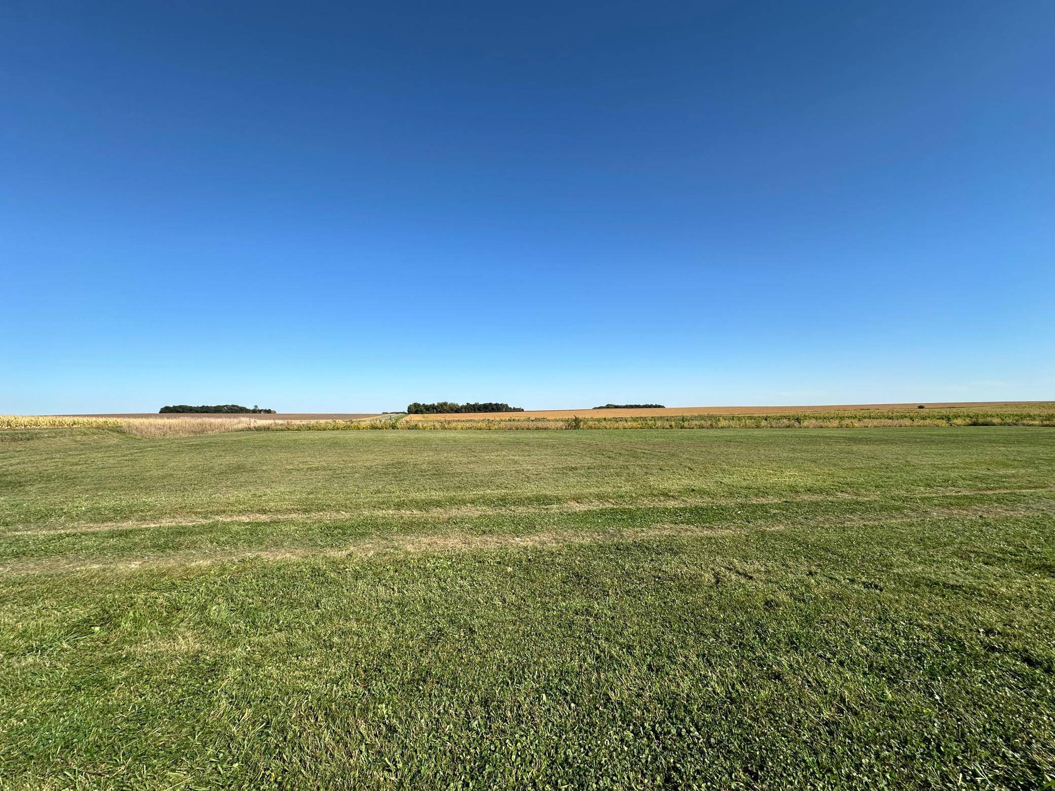Luverne, MN 56156,632 161st ST