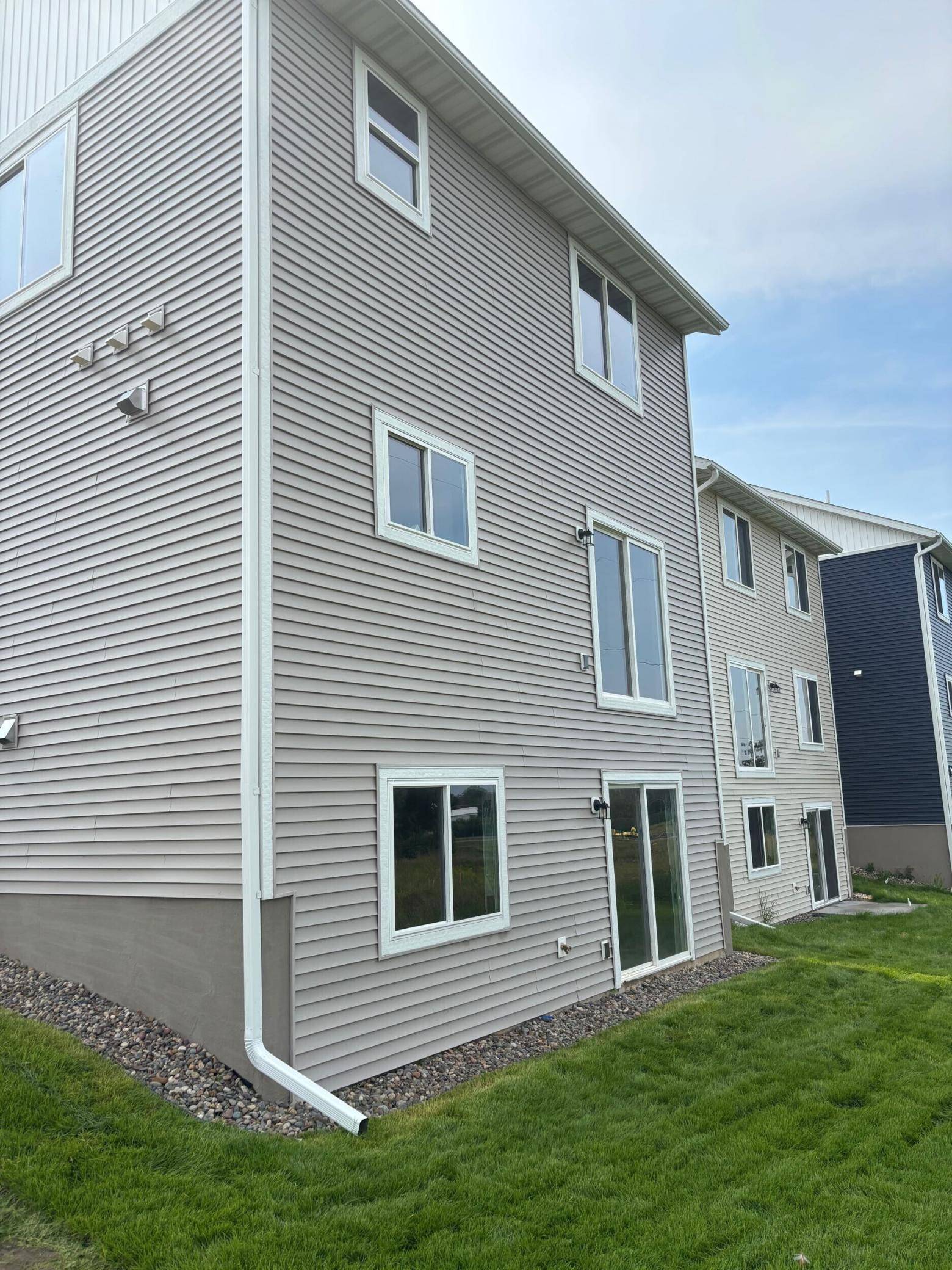 Inver Grove Heights, MN 55077,1582 76th ST W