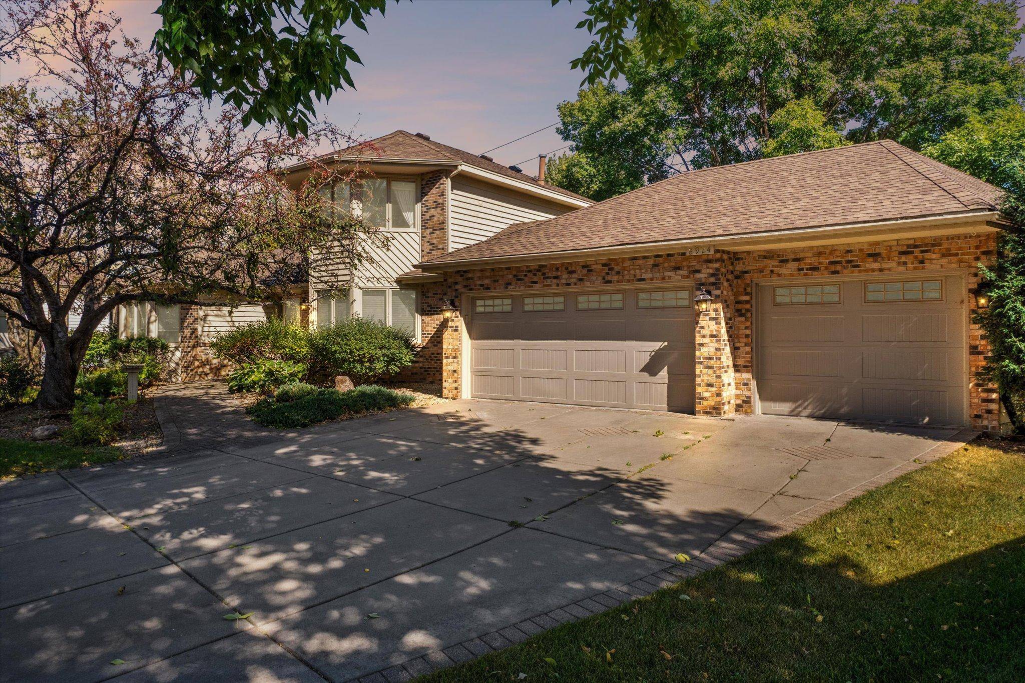 Minneapolis, MN 55443,8924 Ashley TER