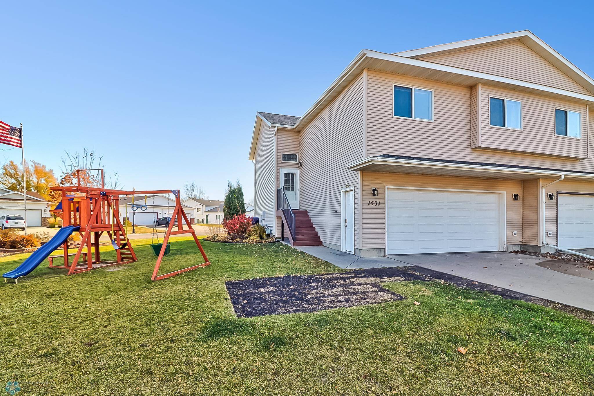 West Fargo, ND 58078,1531 Suntree DR