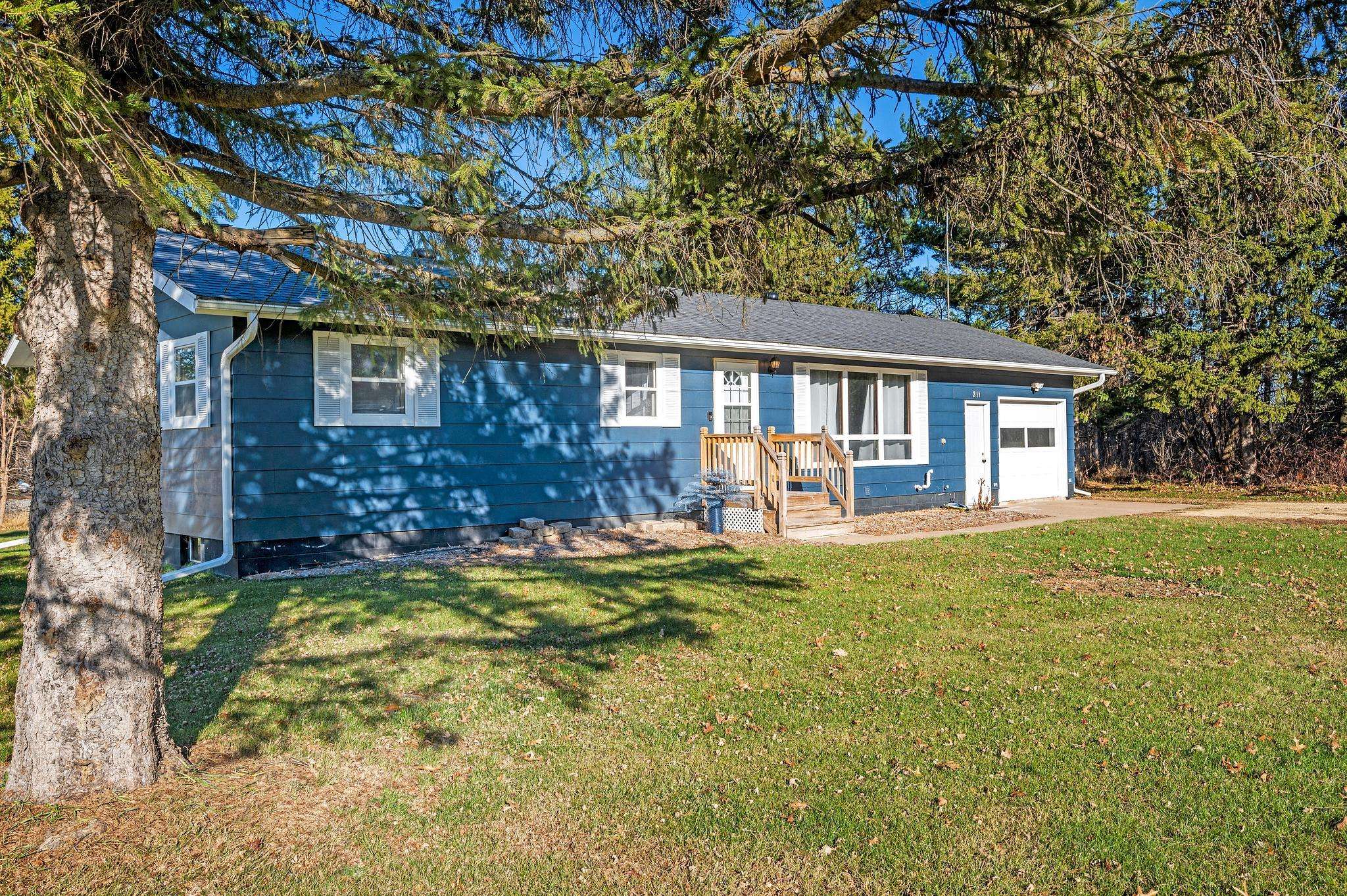 Boyceville, WI 54725,211 Lynita LN