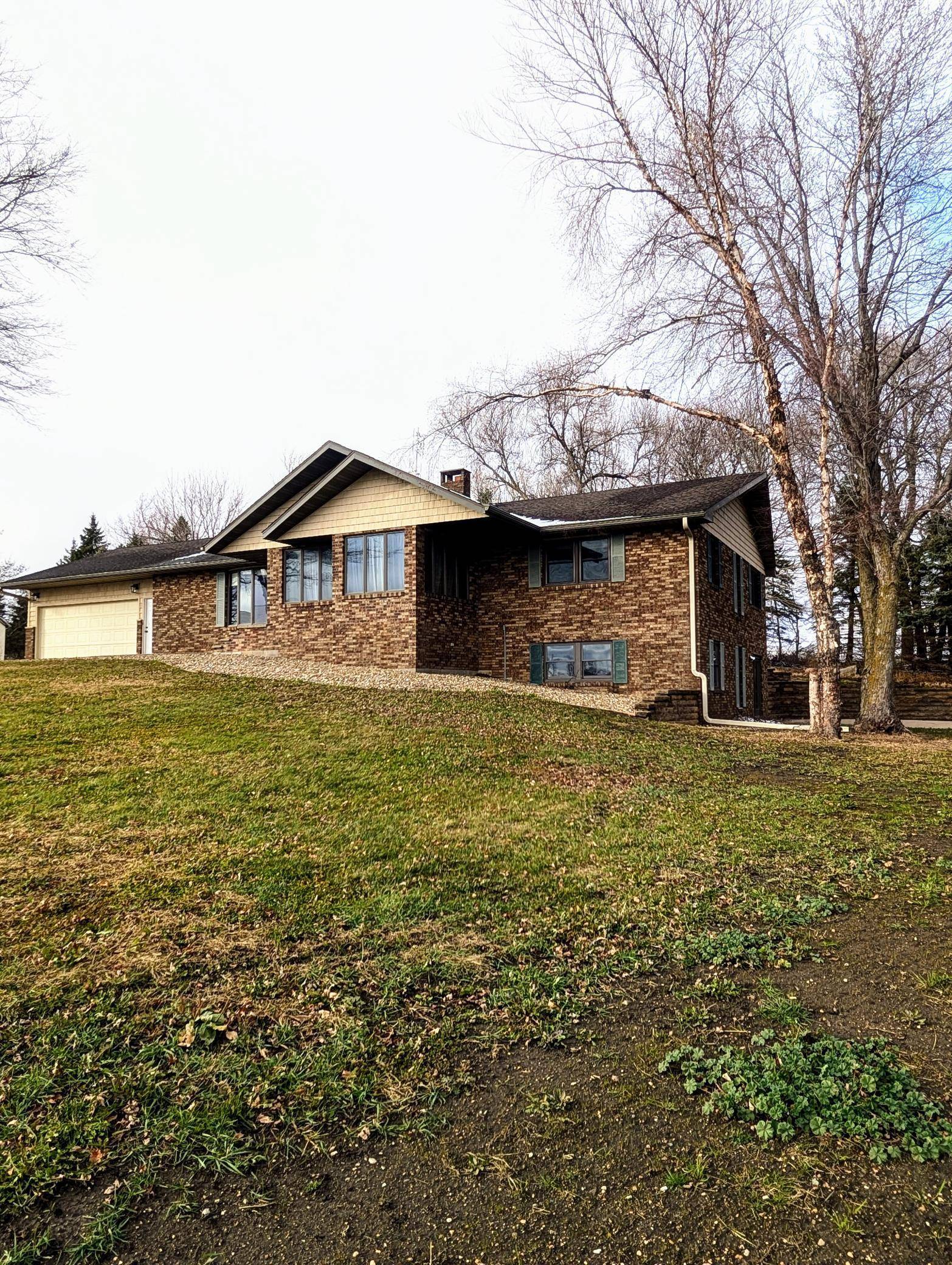 Alden, MN 56009,19475 660th AVE