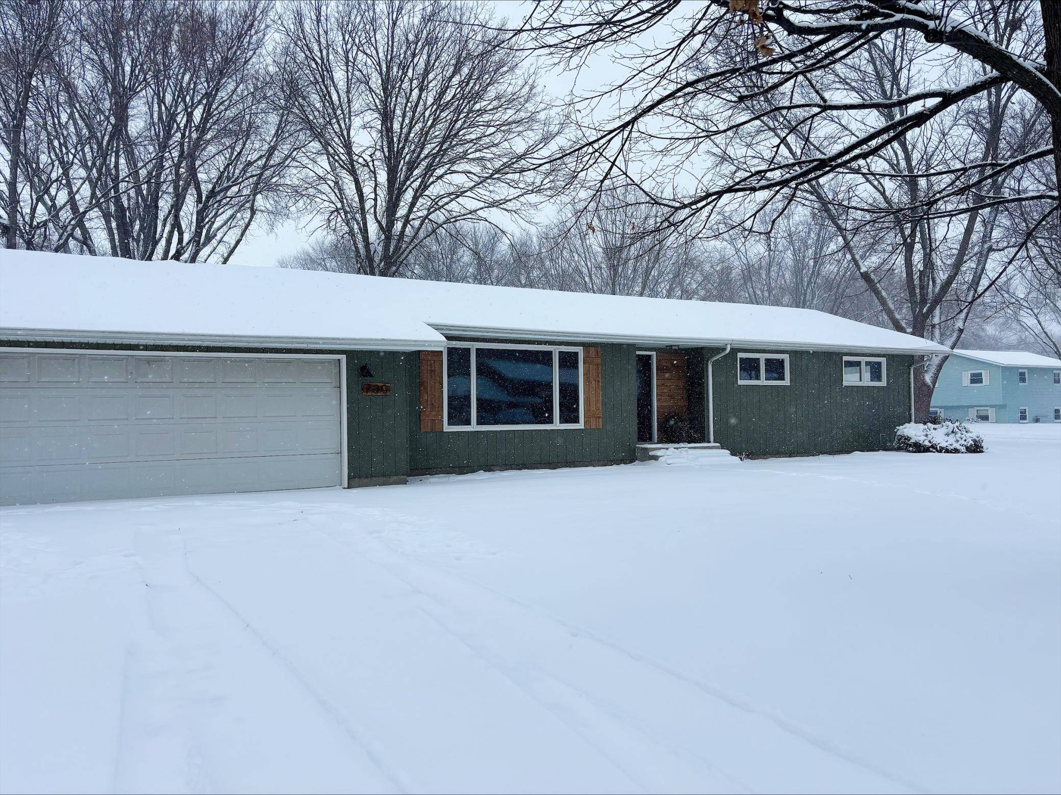 Marshall, MN 56258,700 1st ST