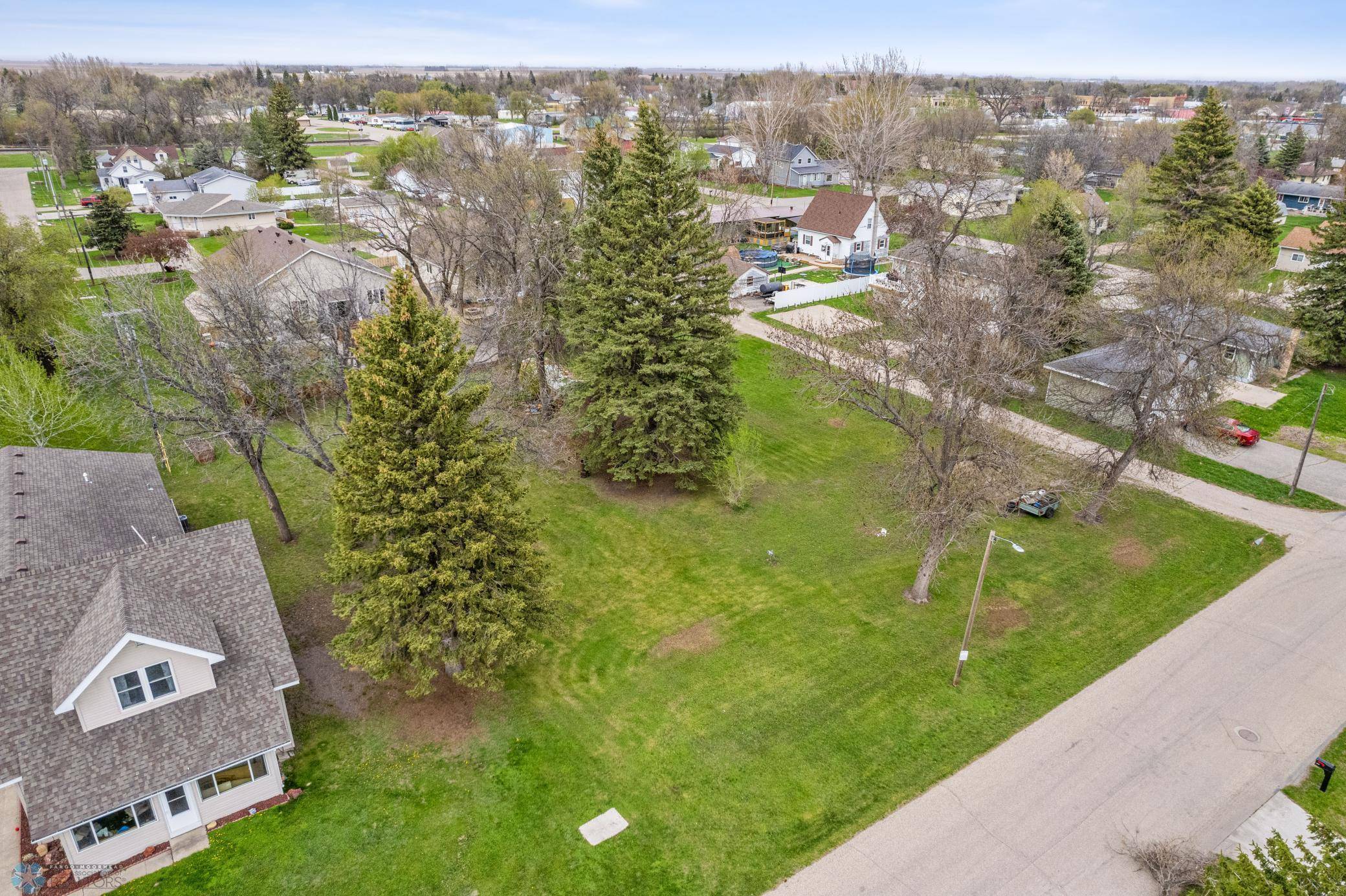 Casselton, ND 58012,221 3rd ST S
