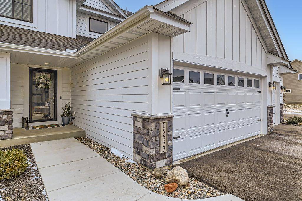 Savage, MN 55378,15653 Wyoming AVE