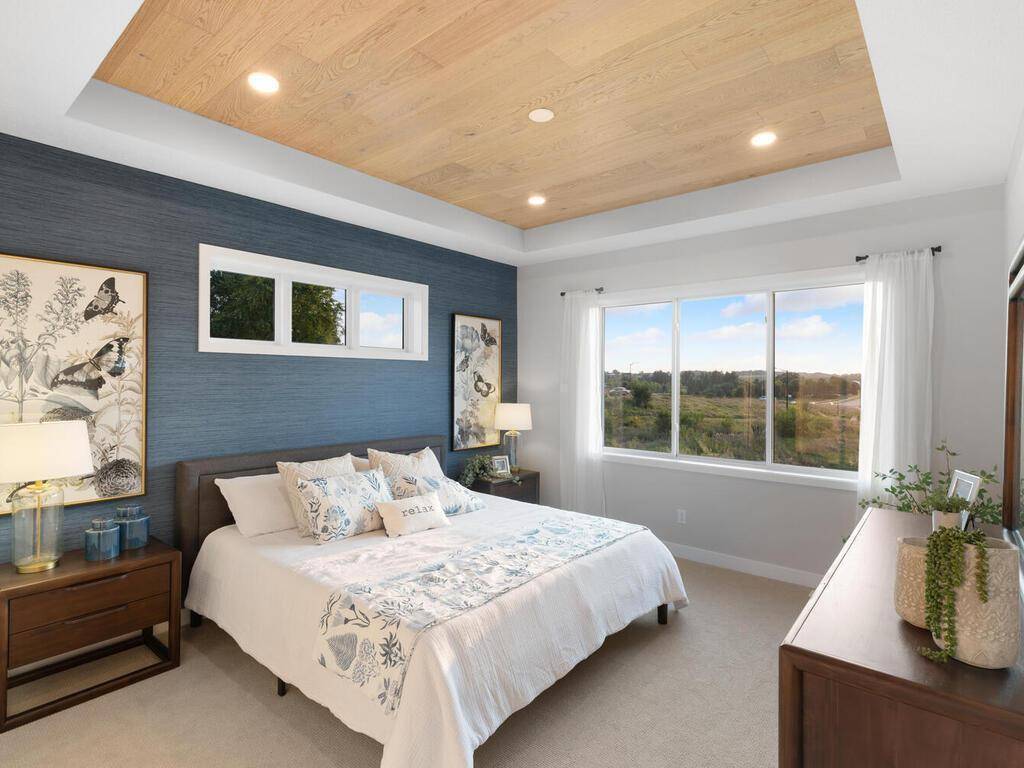 Eden Prairie, MN 55346,16640 Manor RD