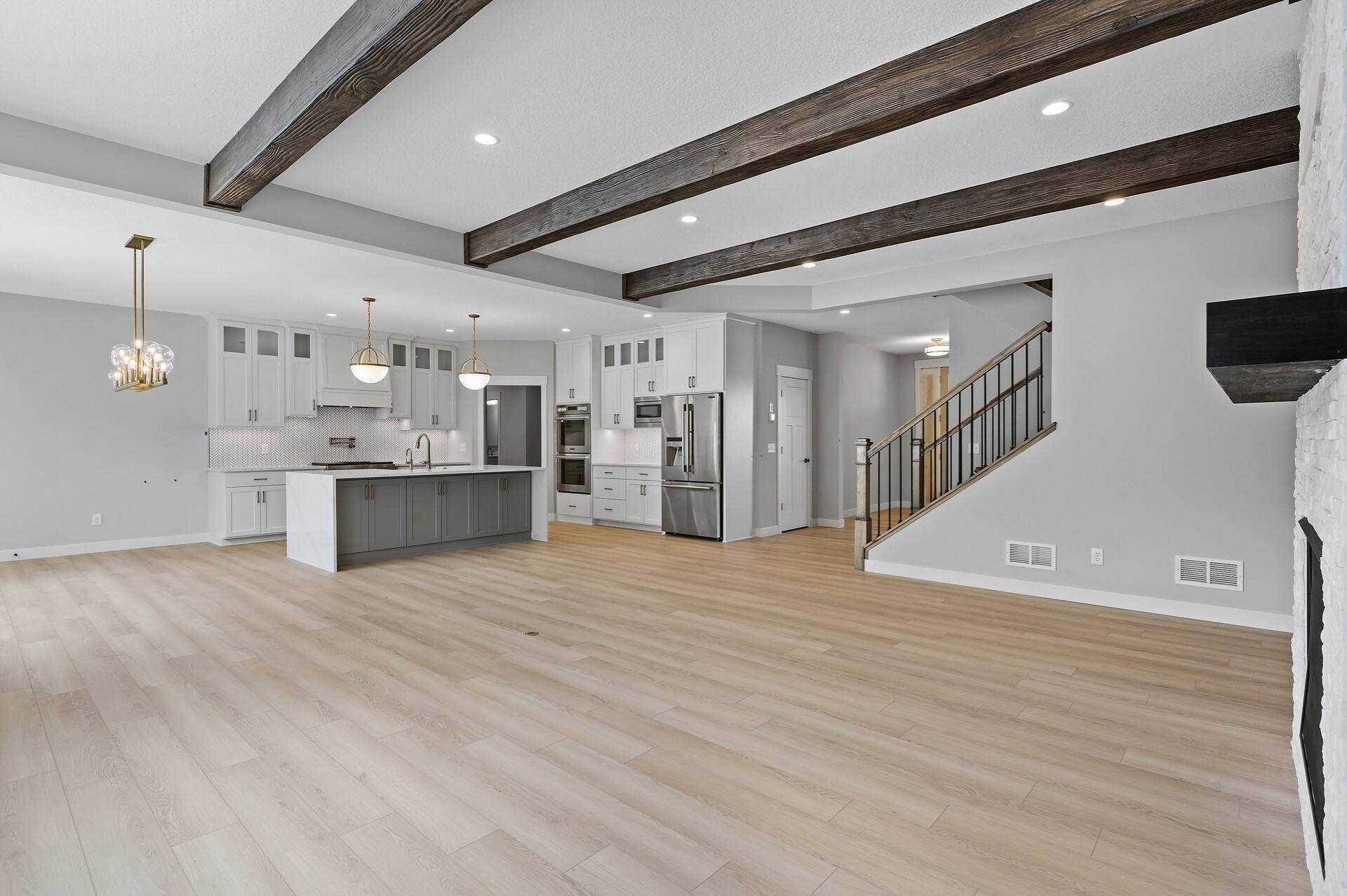 Minnetonka, MN 55305,10309 Lakeview DR W