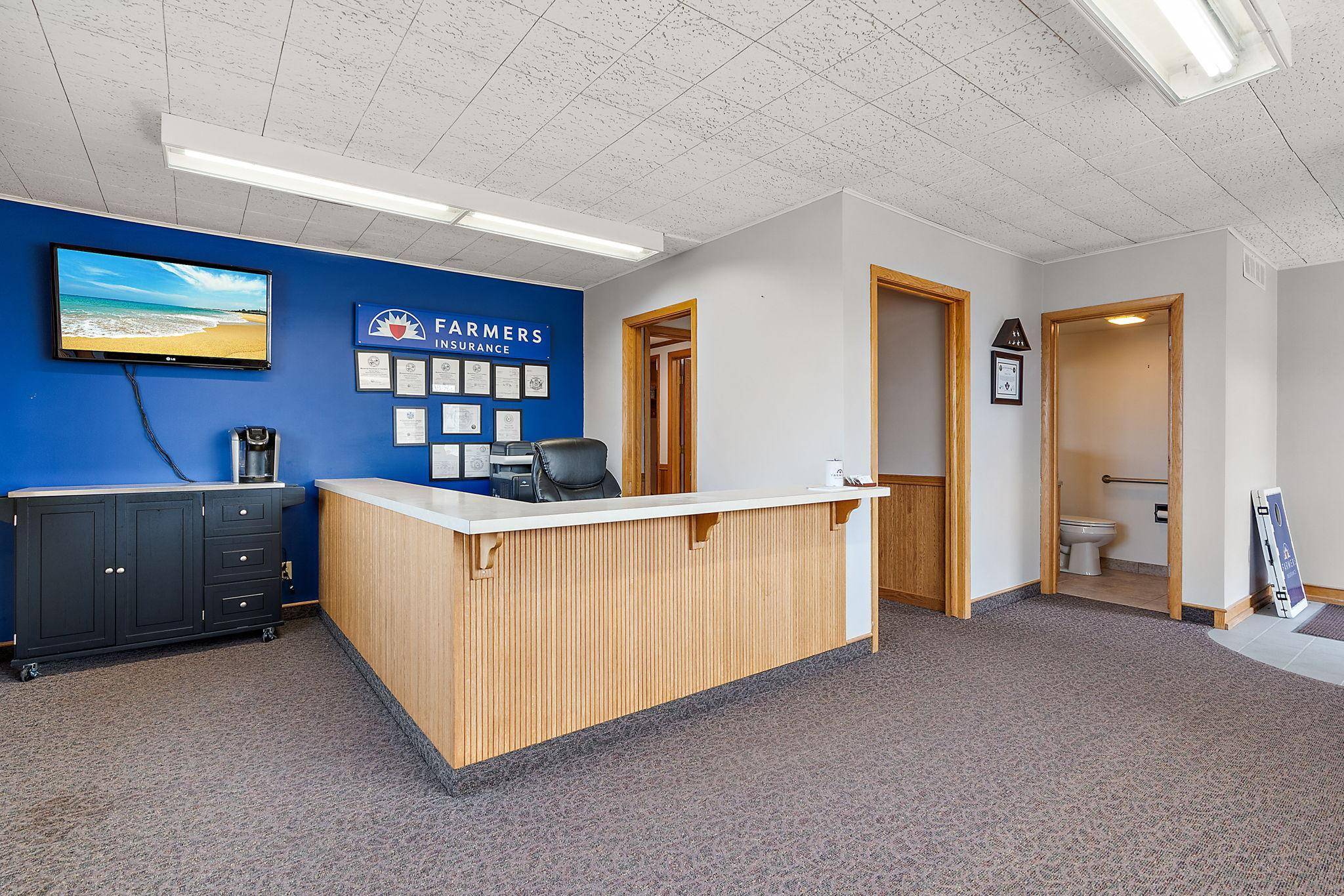 Pine Island, MN 55963,101 Main ST
