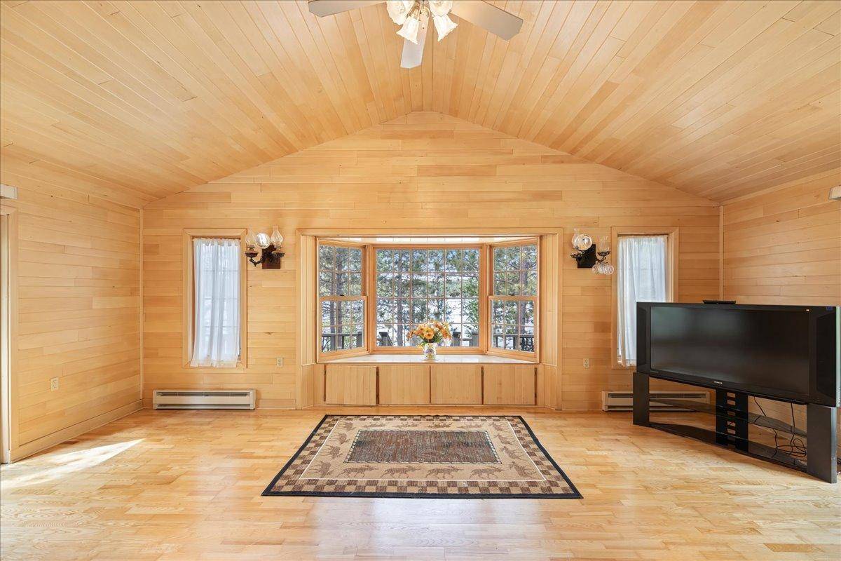 Ely, MN 55731,1804 Bay RD