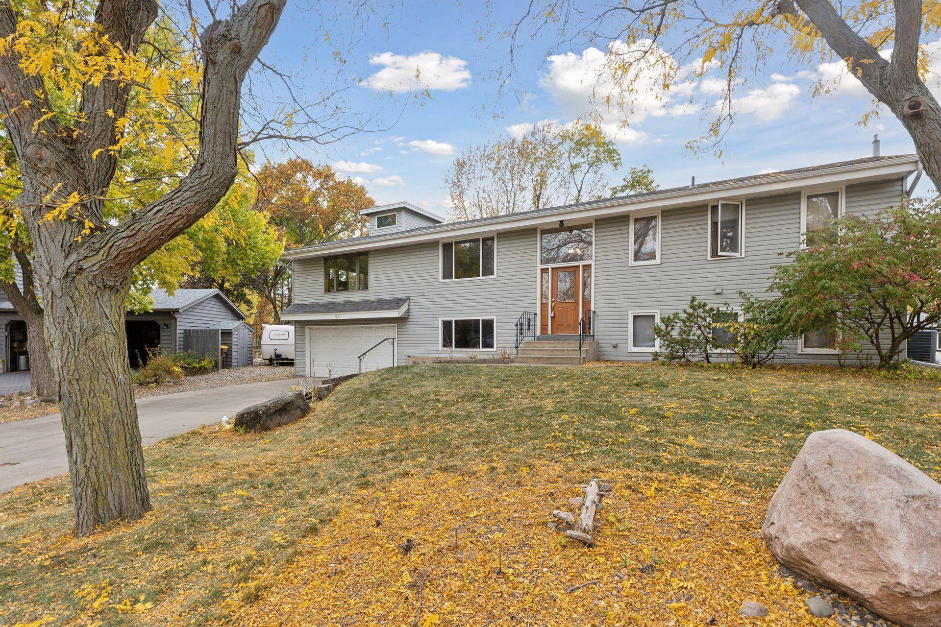 Saint Paul, MN 55110,2721 Mayfair CT