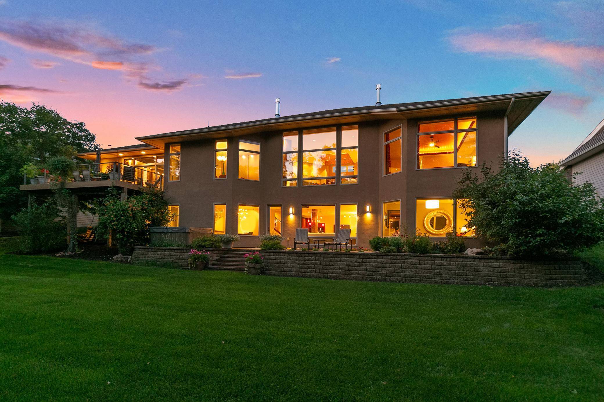 Eden Prairie, MN 55347,9730 Sky LN