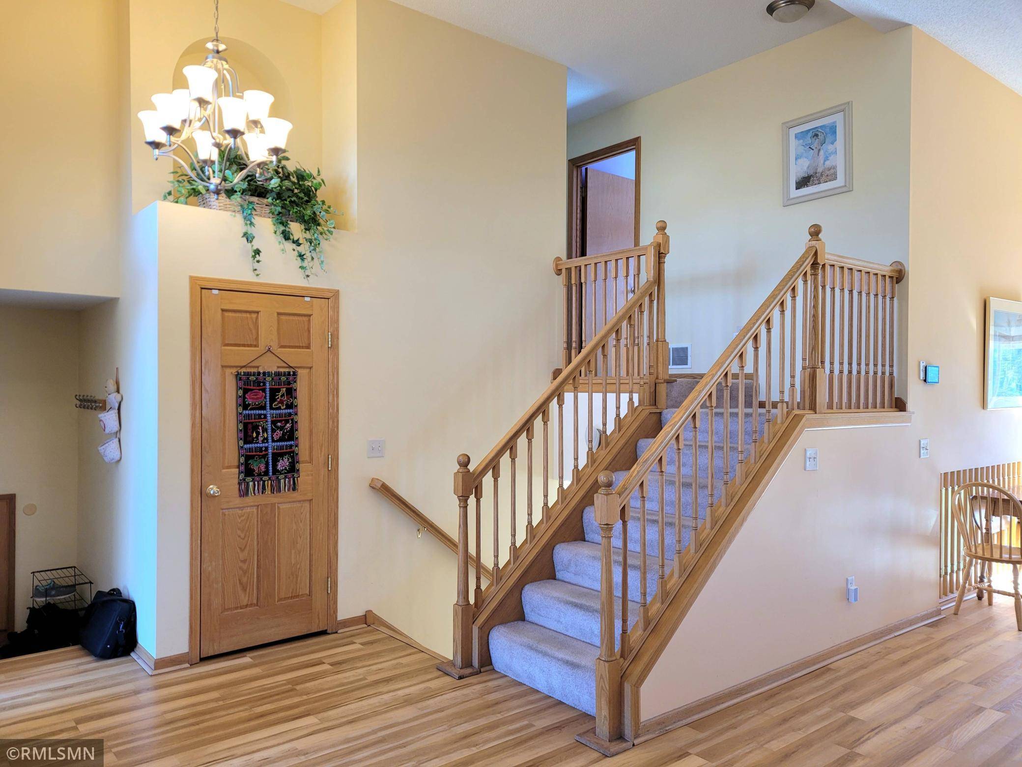 Brooklyn Park, MN 55443,10017 Butternut CT N