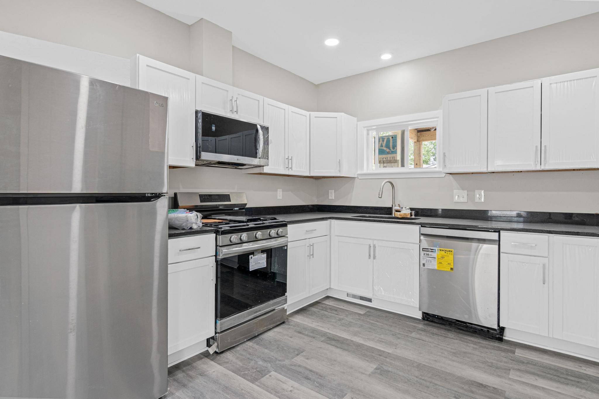 Saint Paul, MN 55112,2310 Leona DR