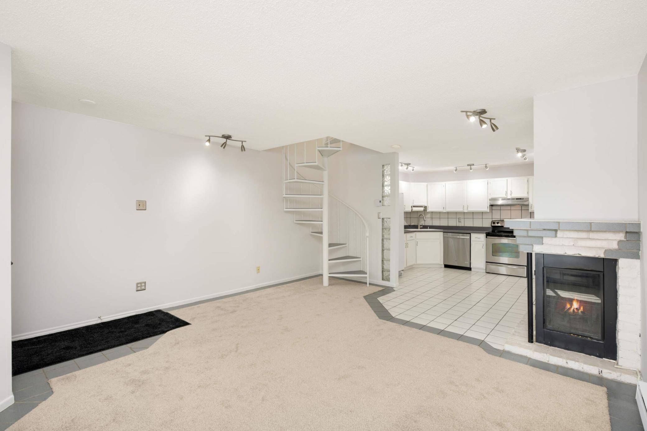 Saint Louis Park, MN 55416,2030 Ridge DR