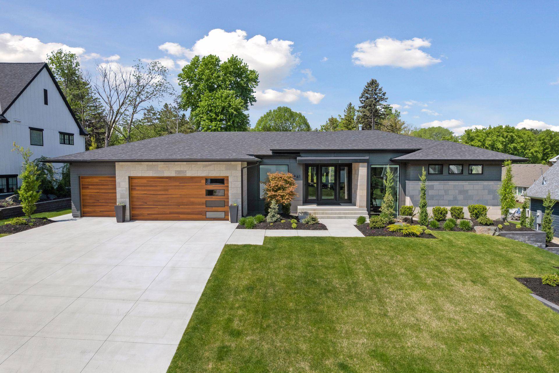 Saint Paul, MN 55118,1841 Orchard Heights LN