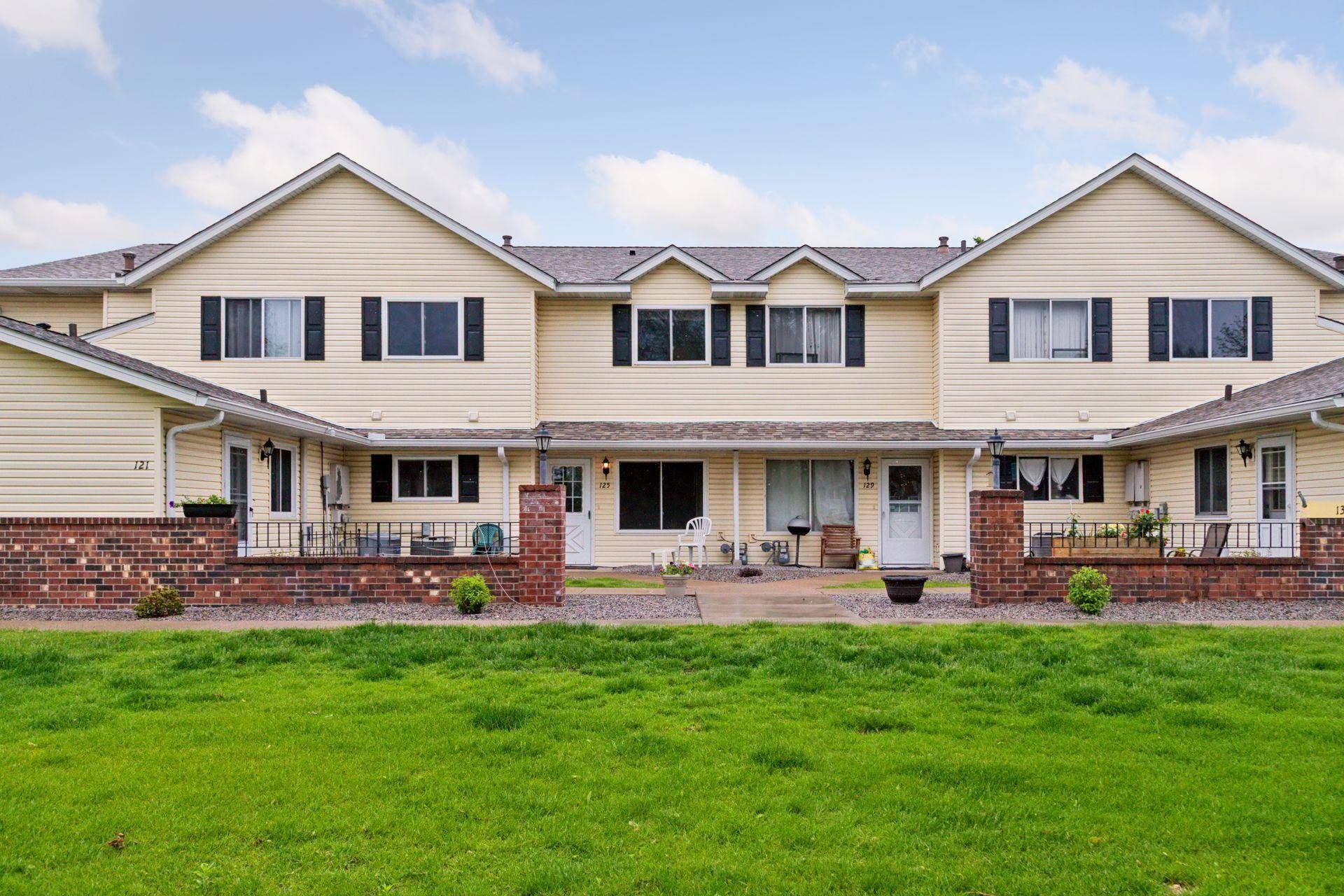 Minneapolis, MN 55434,125 96th LN NE