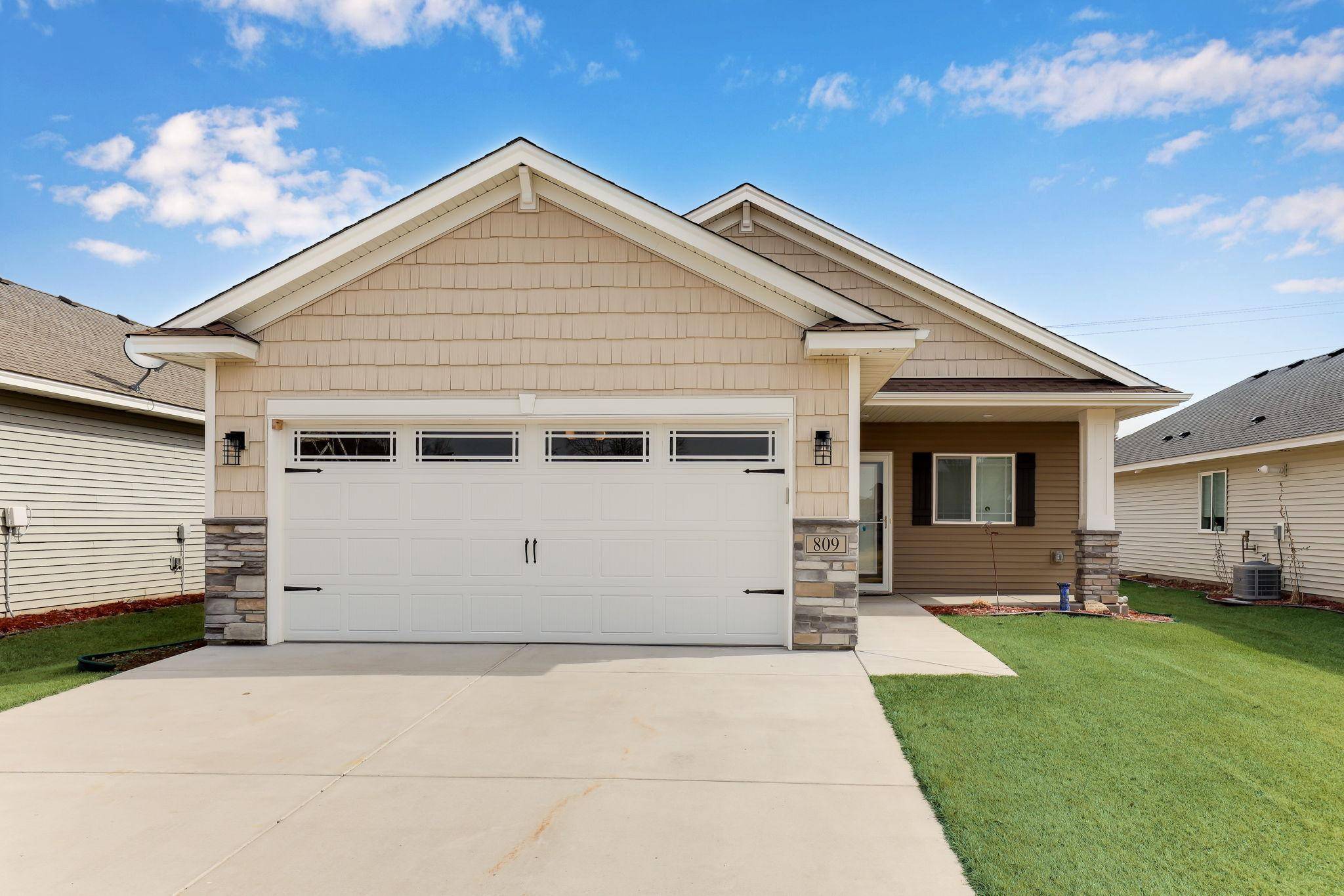 Isanti, MN 55040,809 Golden WAY NW