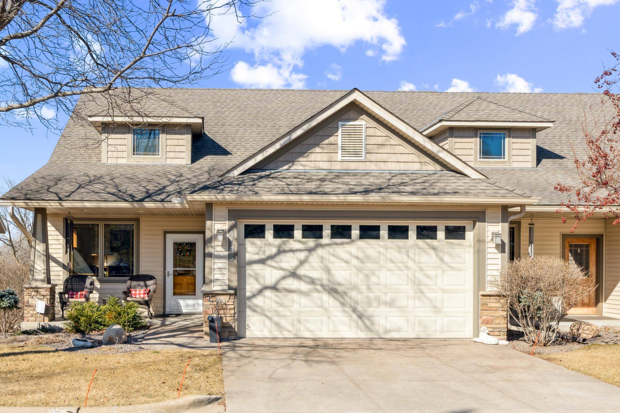 Vadnais Heights, MN 55127,4185 Centerville RD