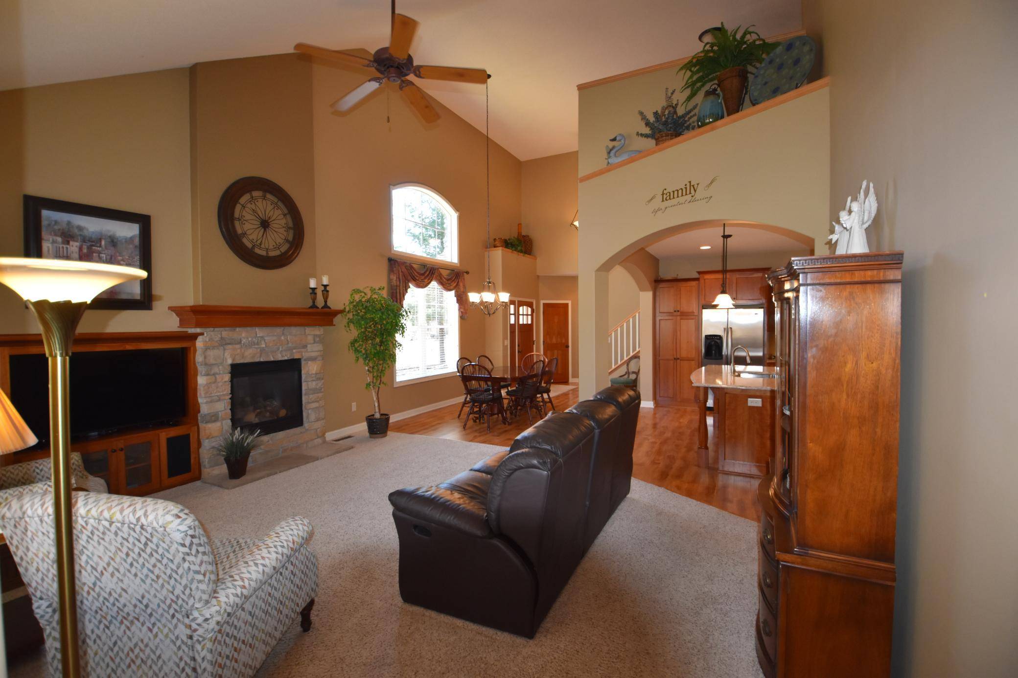 Minneapolis, MN 55443,10732 Toledo LN N