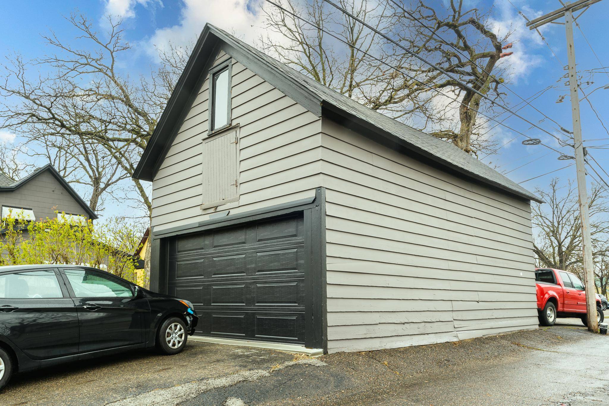 Saint Cloud, MN 56301,703 6th AVE S