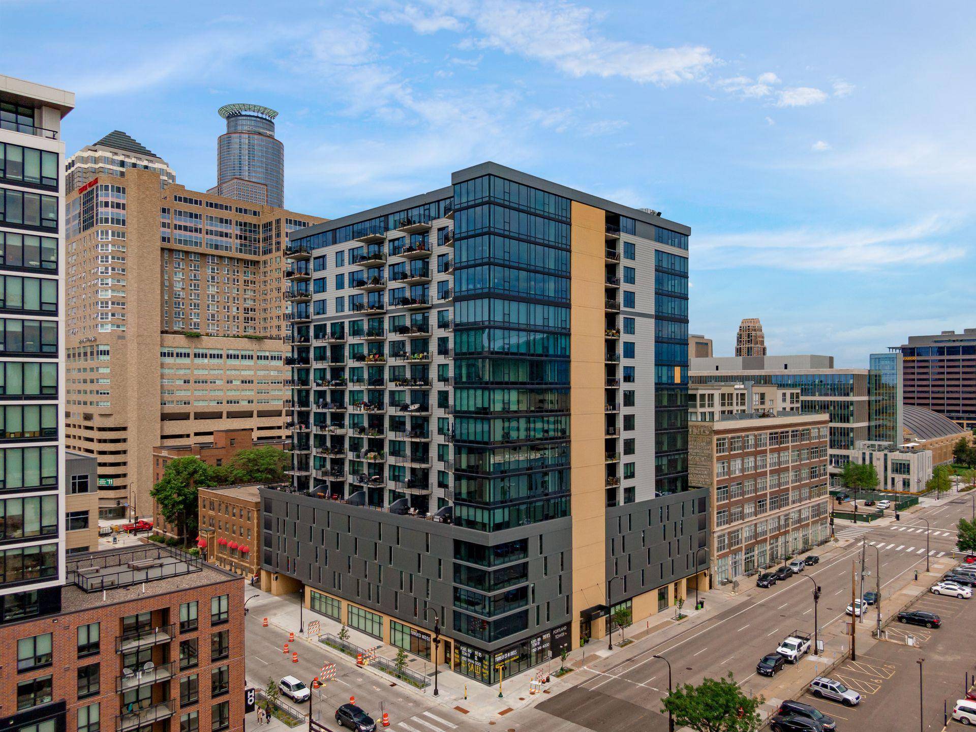Minneapolis, MN 55415,740 Portland AVE