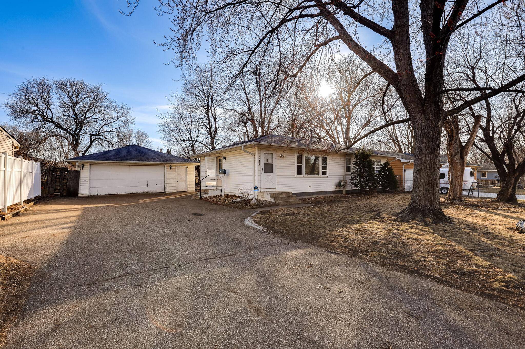 Eagan, MN 55122,2034 Emerald LN