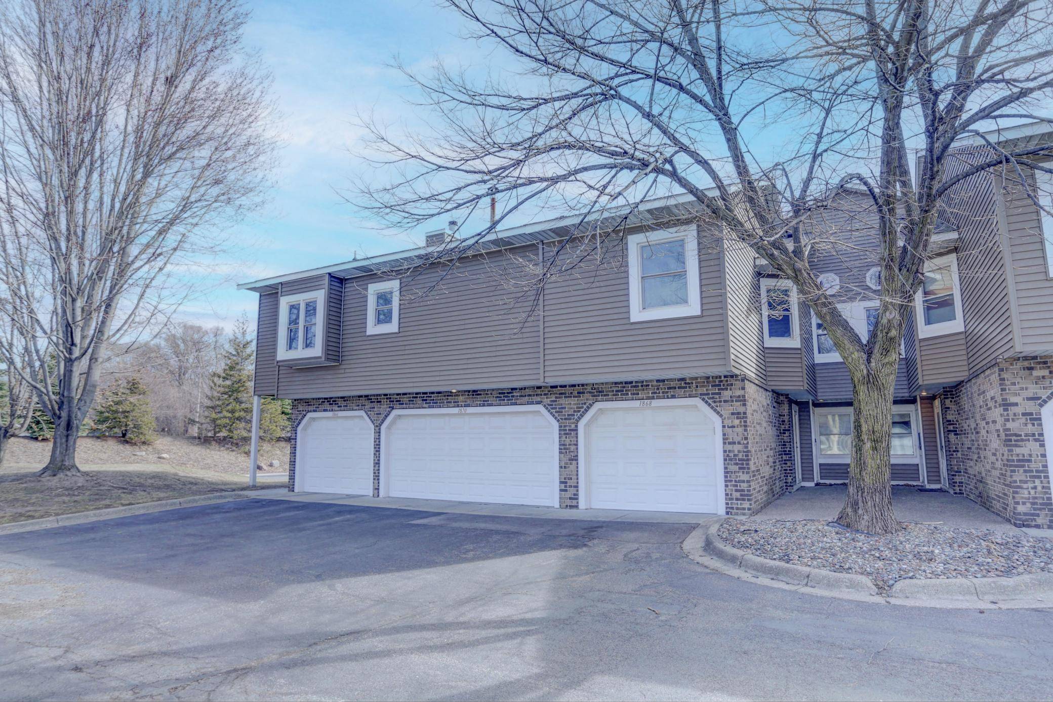 Eagan, MN 55122,1870 Southpointe TER