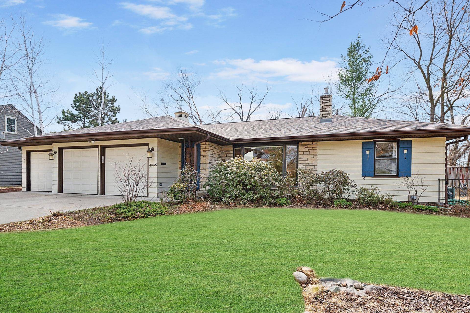 Minneapolis, MN 55416,4335 Sussex RD