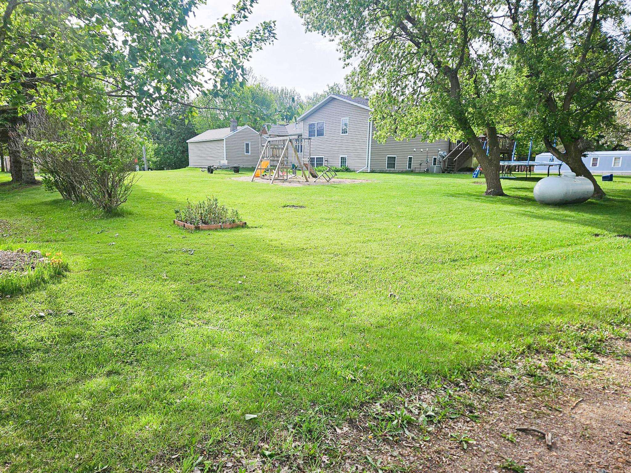 Viking, MN 56760,209 2nd AVE N