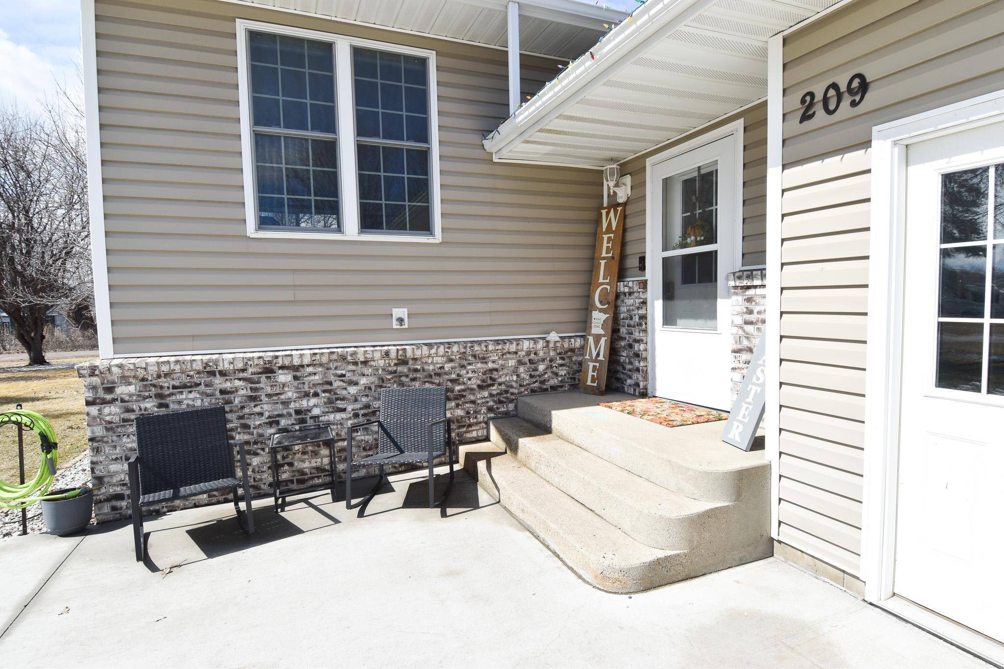 Viking, MN 56760,209 2nd AVE N