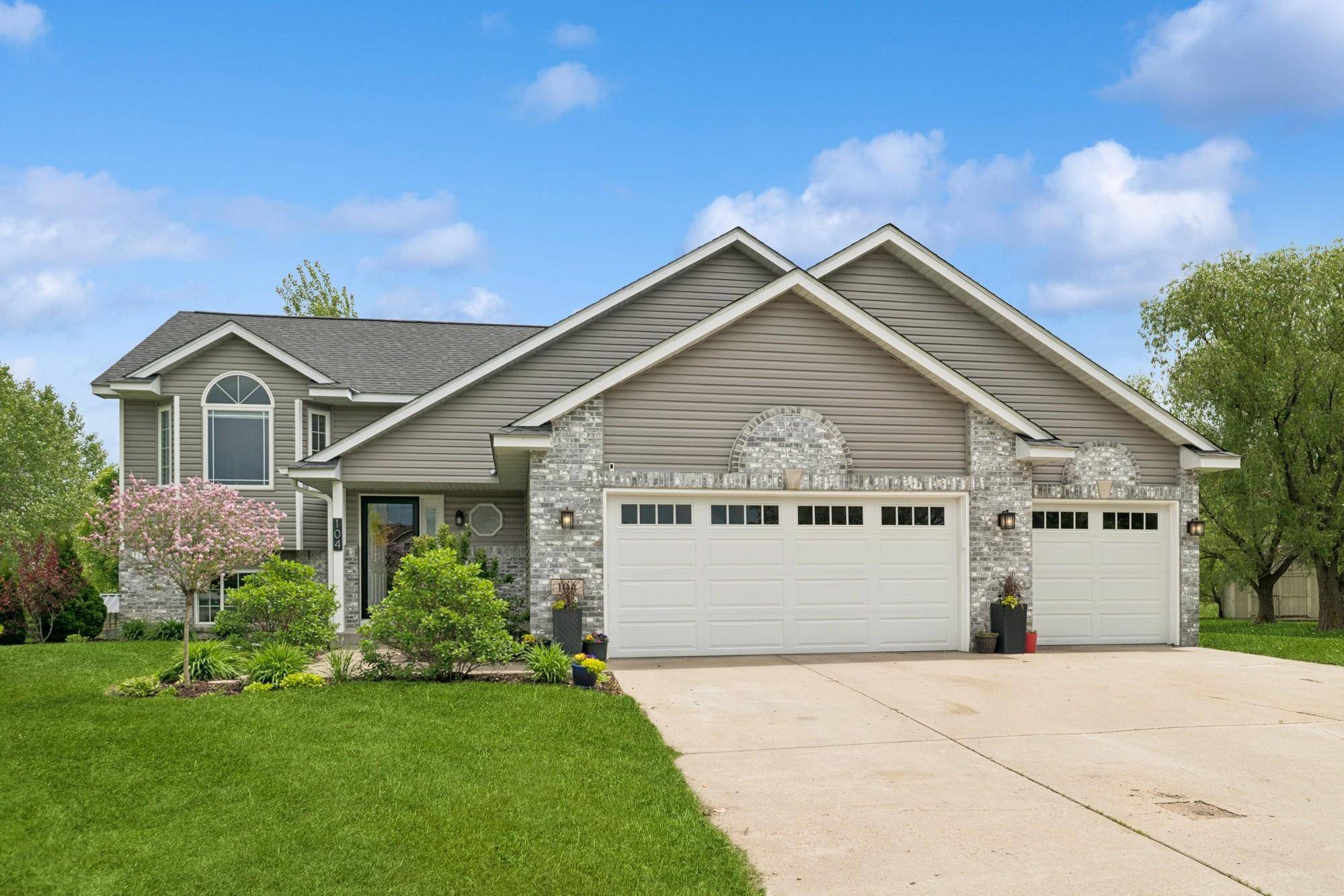 Big Lake, MN 55309,104 Addison WAY