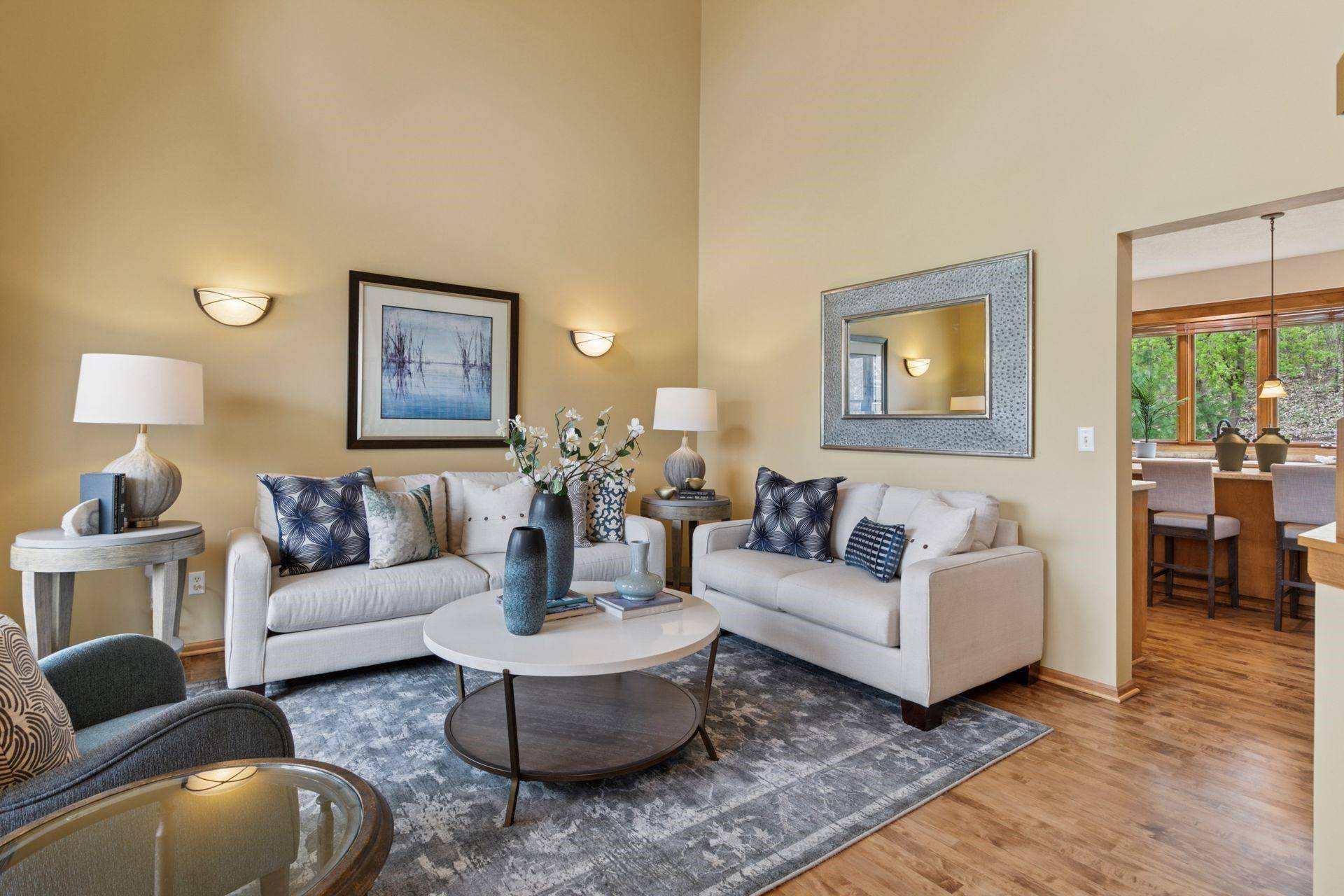 Eagan, MN 55122,4633 Stonecliffe DR