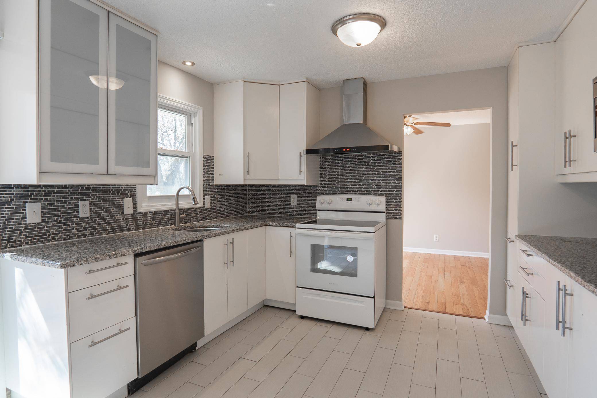 Burnsville, MN 55337,13100 Thomas AVE S