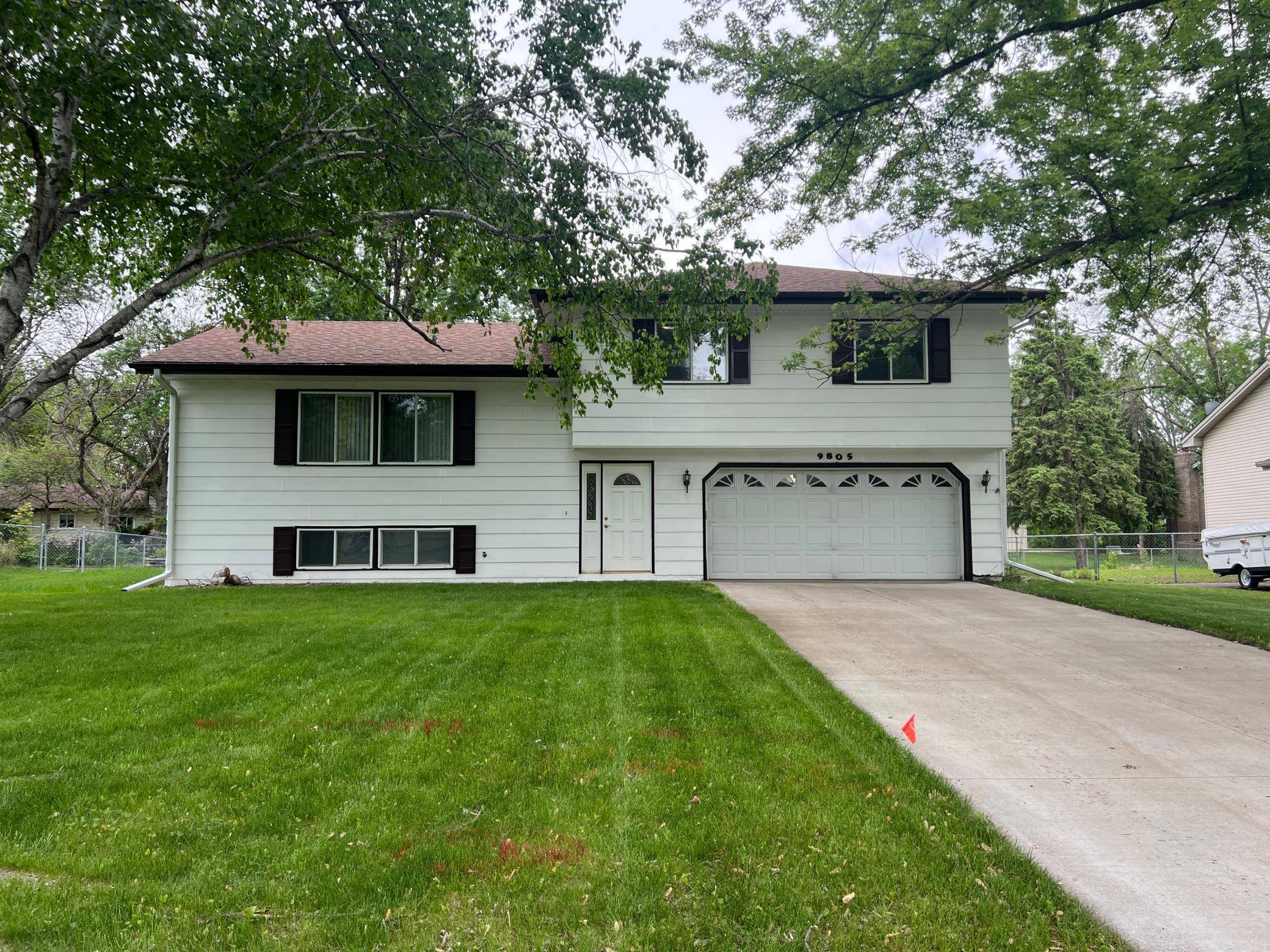 Minneapolis, MN 55434,9805 Jackson ST NE