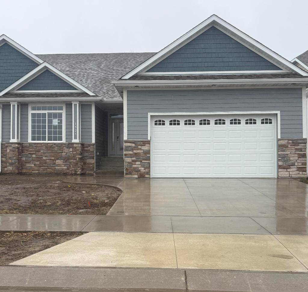 Rochester, MN 55906,1525 Alexander RD NE