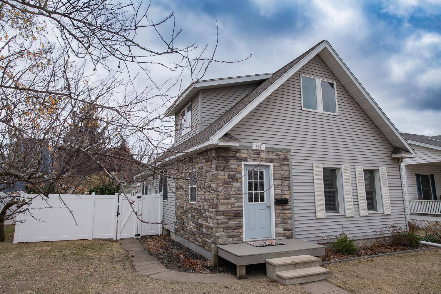 Winona, MN 55987,561 Sanborn ST