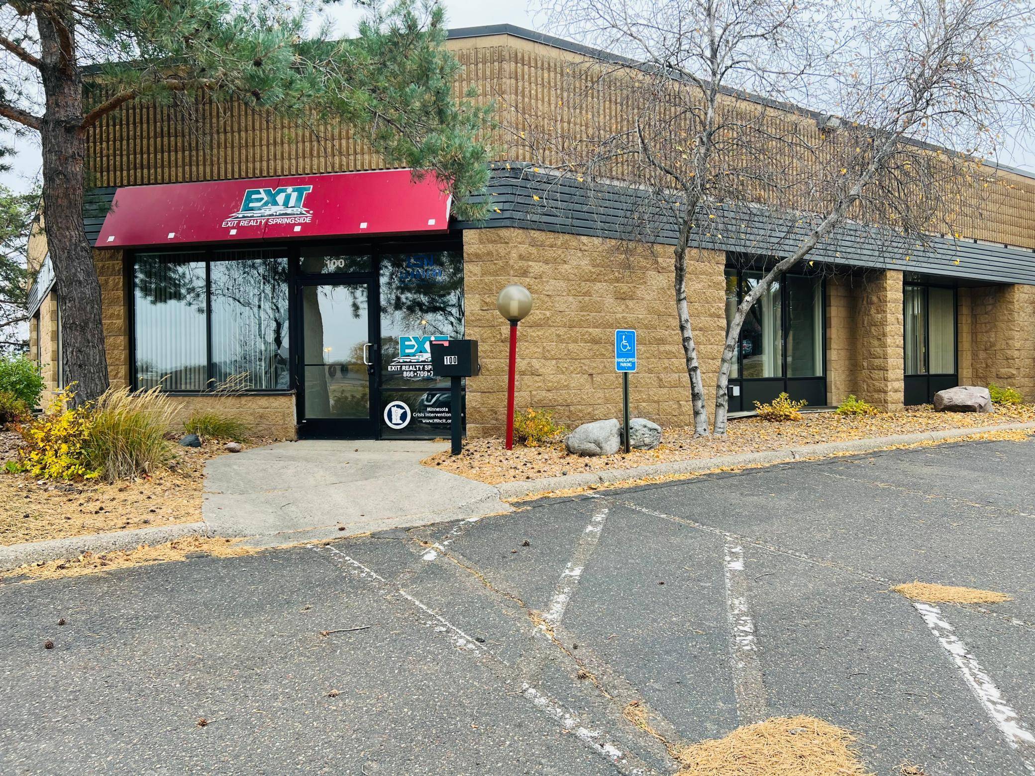 Saint Paul, MN 55125,1860 Wooddale DR