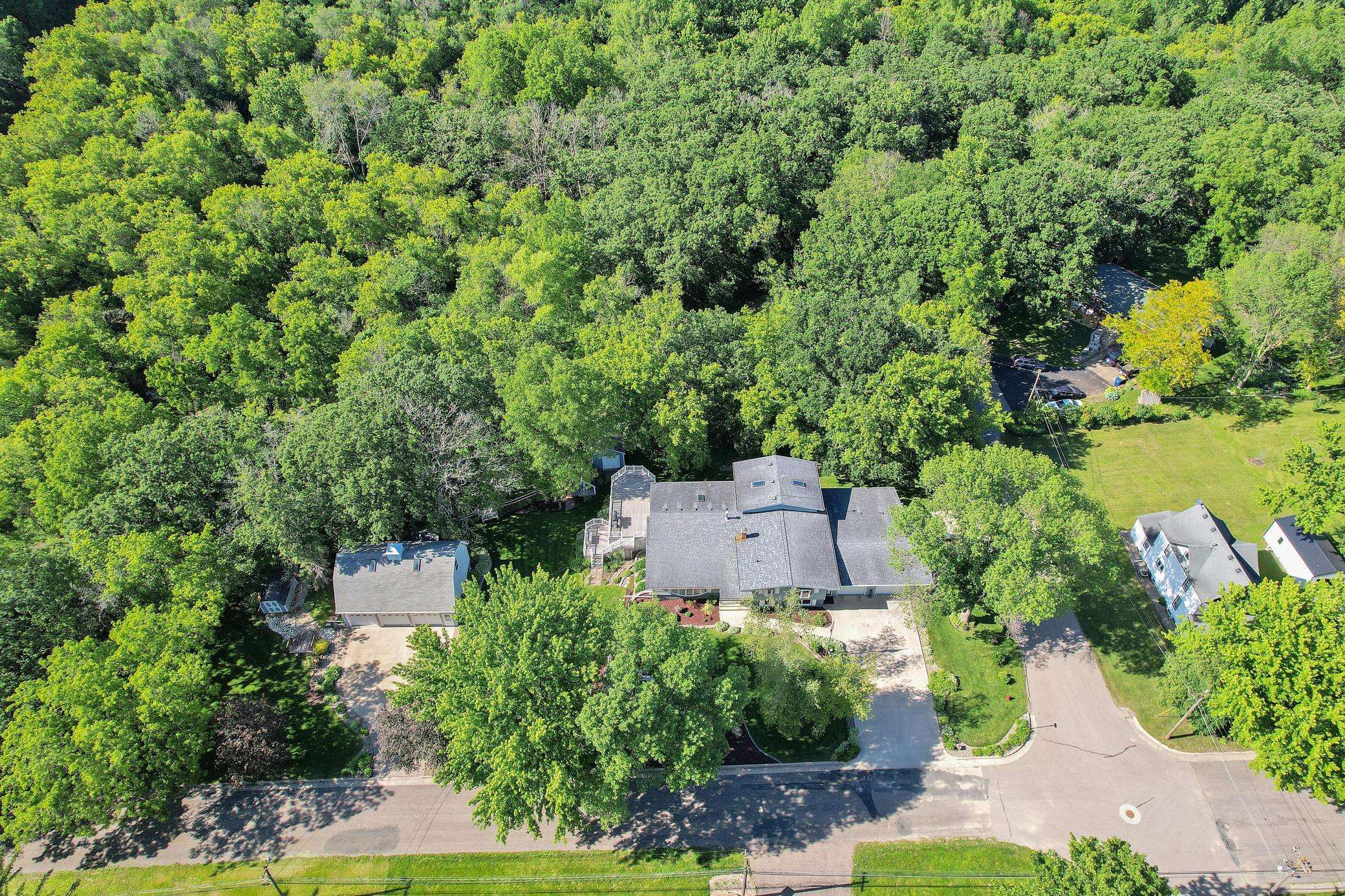 Kenyon, MN 55946,108 1st ST
