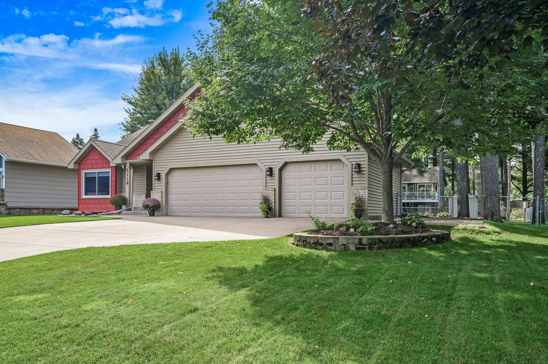 Andover, MN 55304,2114 142nd LN NW