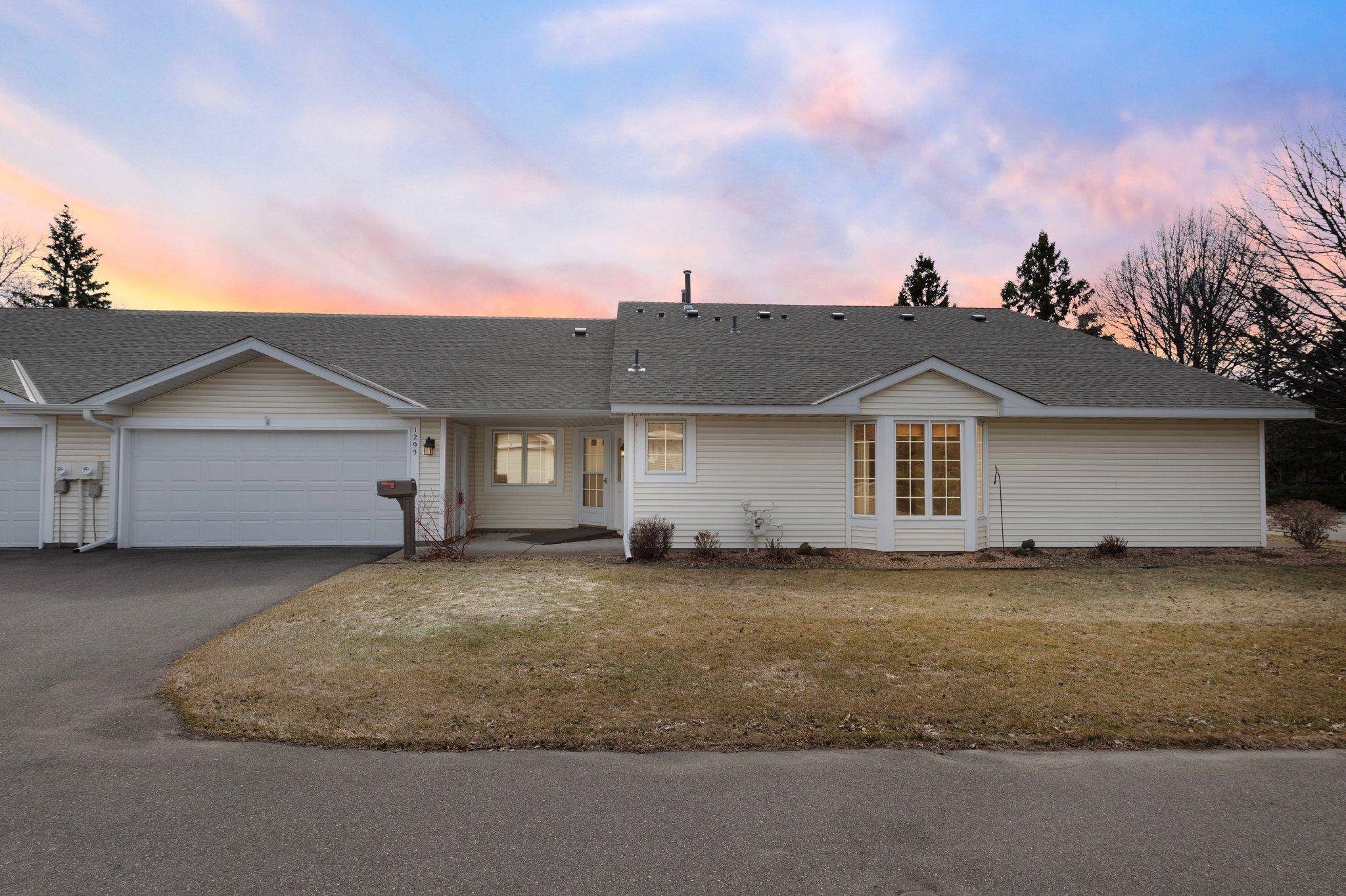 Saint Paul, MN 55128,1295 Hilo AVE N