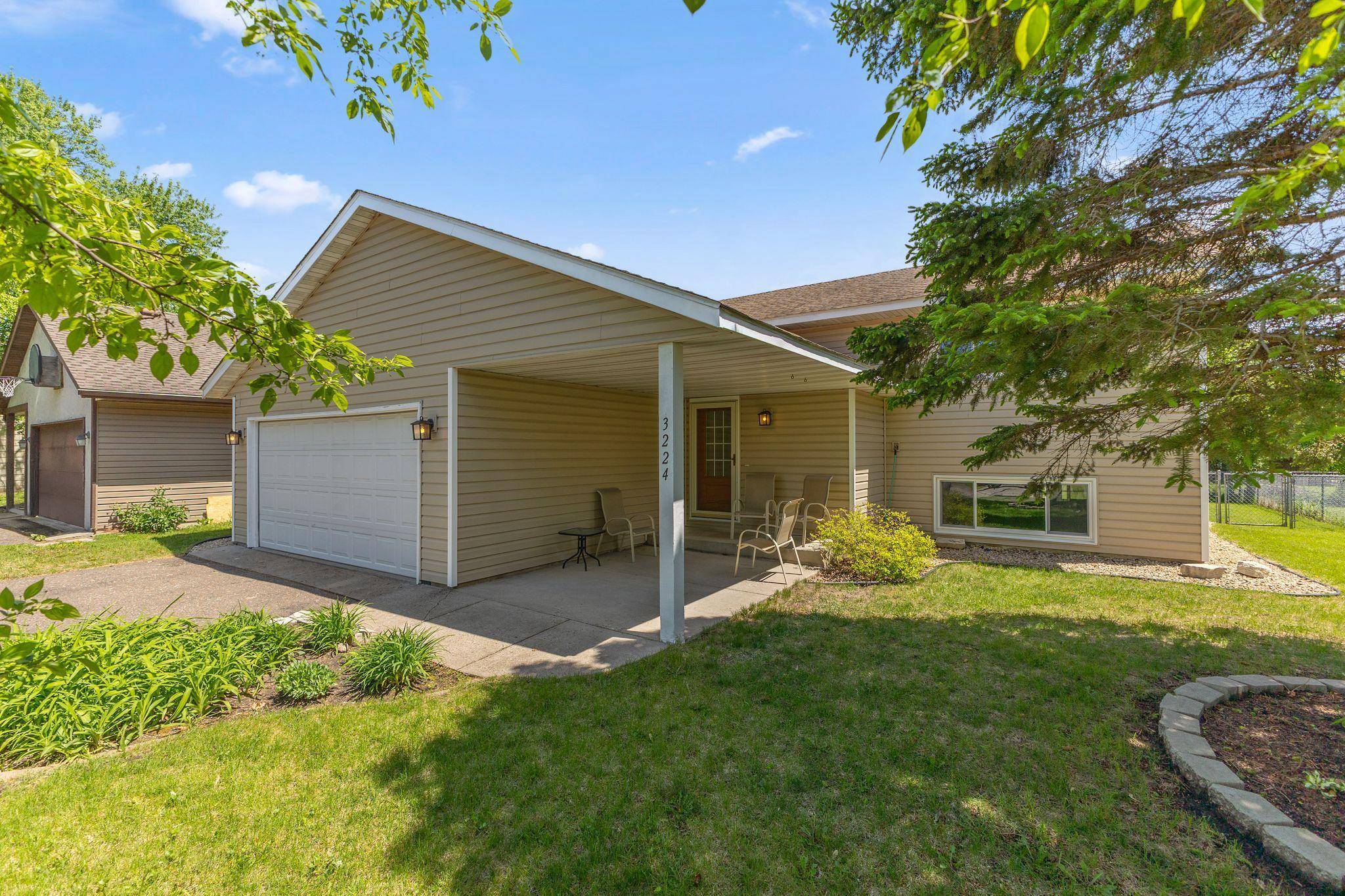 Saint Paul, MN 55127,3224 Moray AVE