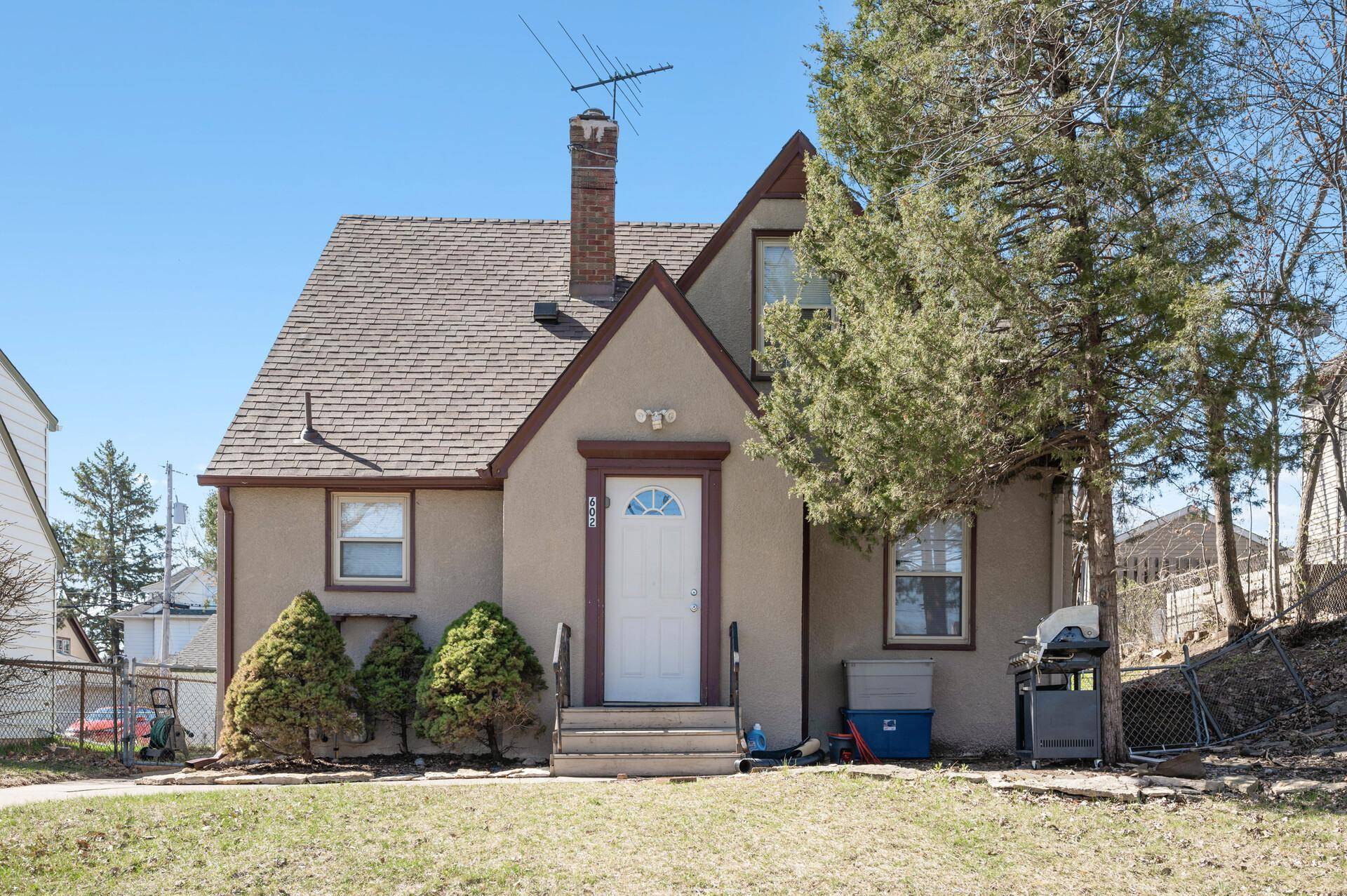 Saint Paul, MN 55130,602 Orange AVE E