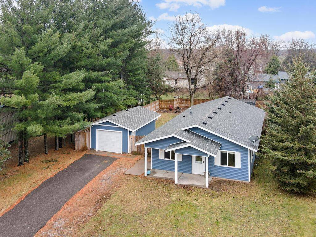 Braham, MN 55006,403 Circle DR