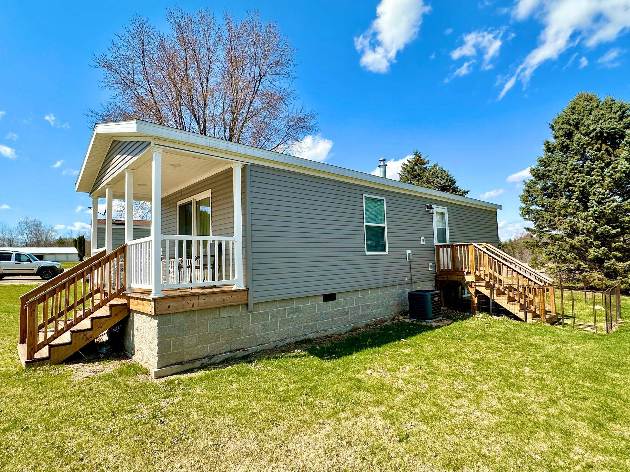 New Richmond, WI 54017,1239 County Road H