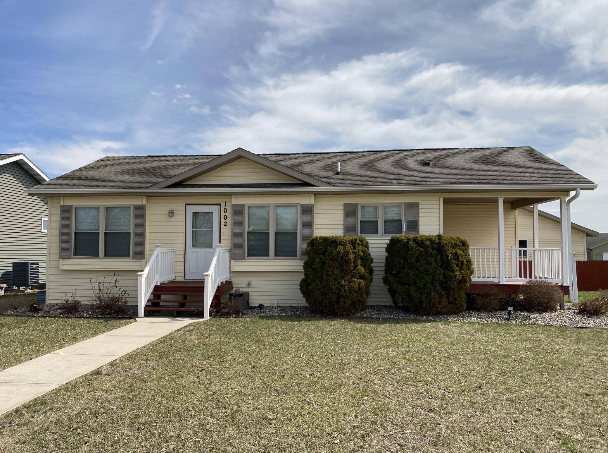 Park Rapids, MN 56470,1002 Front AVE