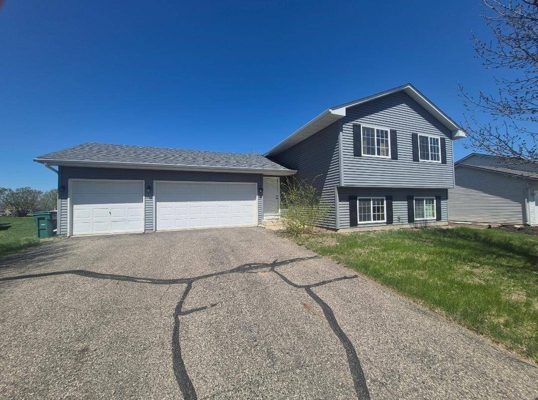 Green Isle, MN 55338,205 6th ST