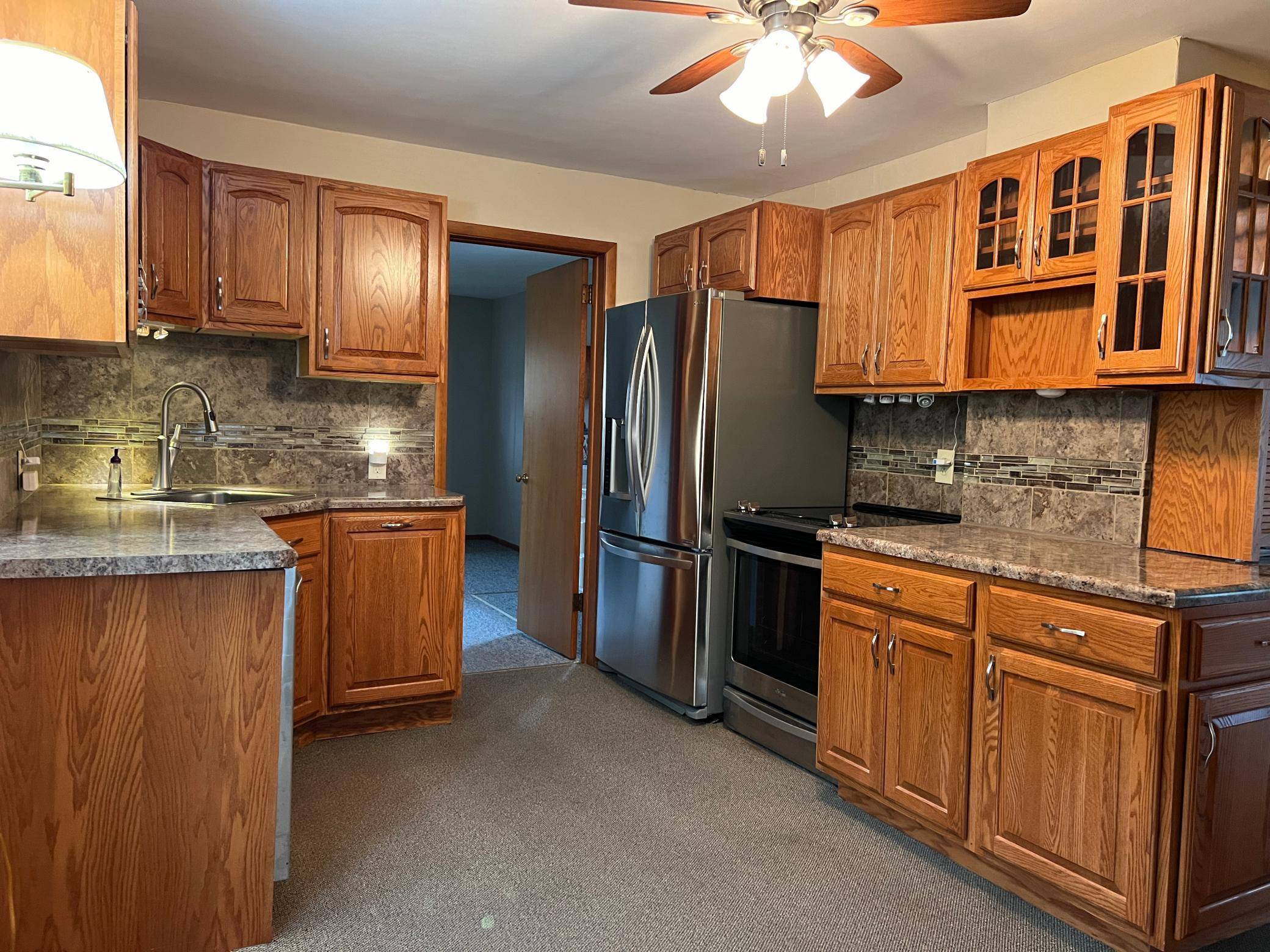 Glenwood, MN 56334,119 2nd ST NE