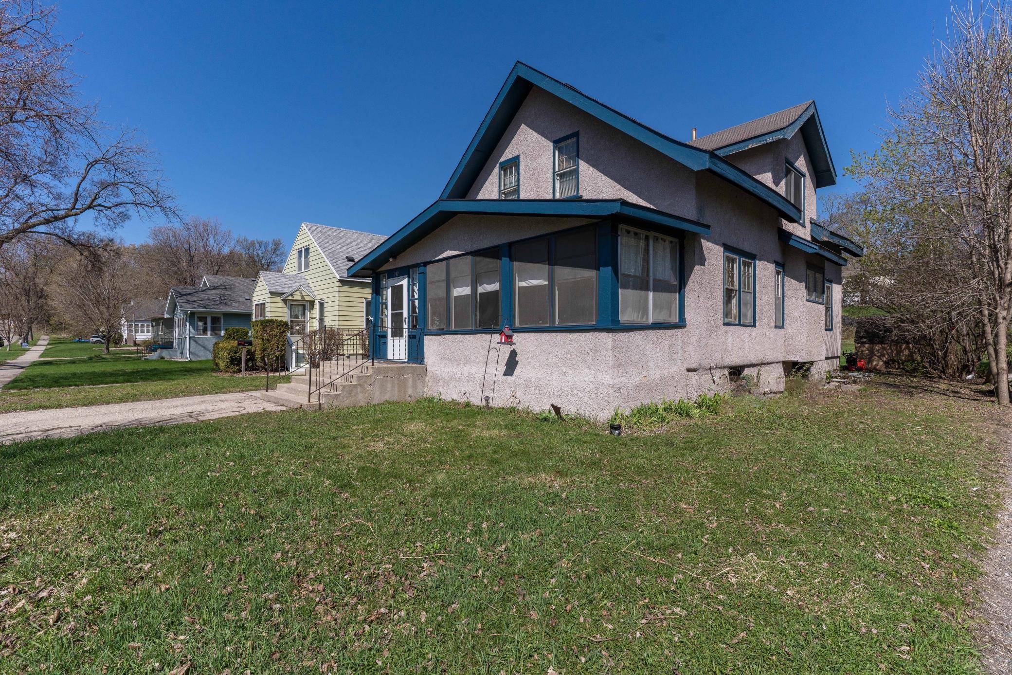 Fergus Falls, MN 56537,312 Vine ST