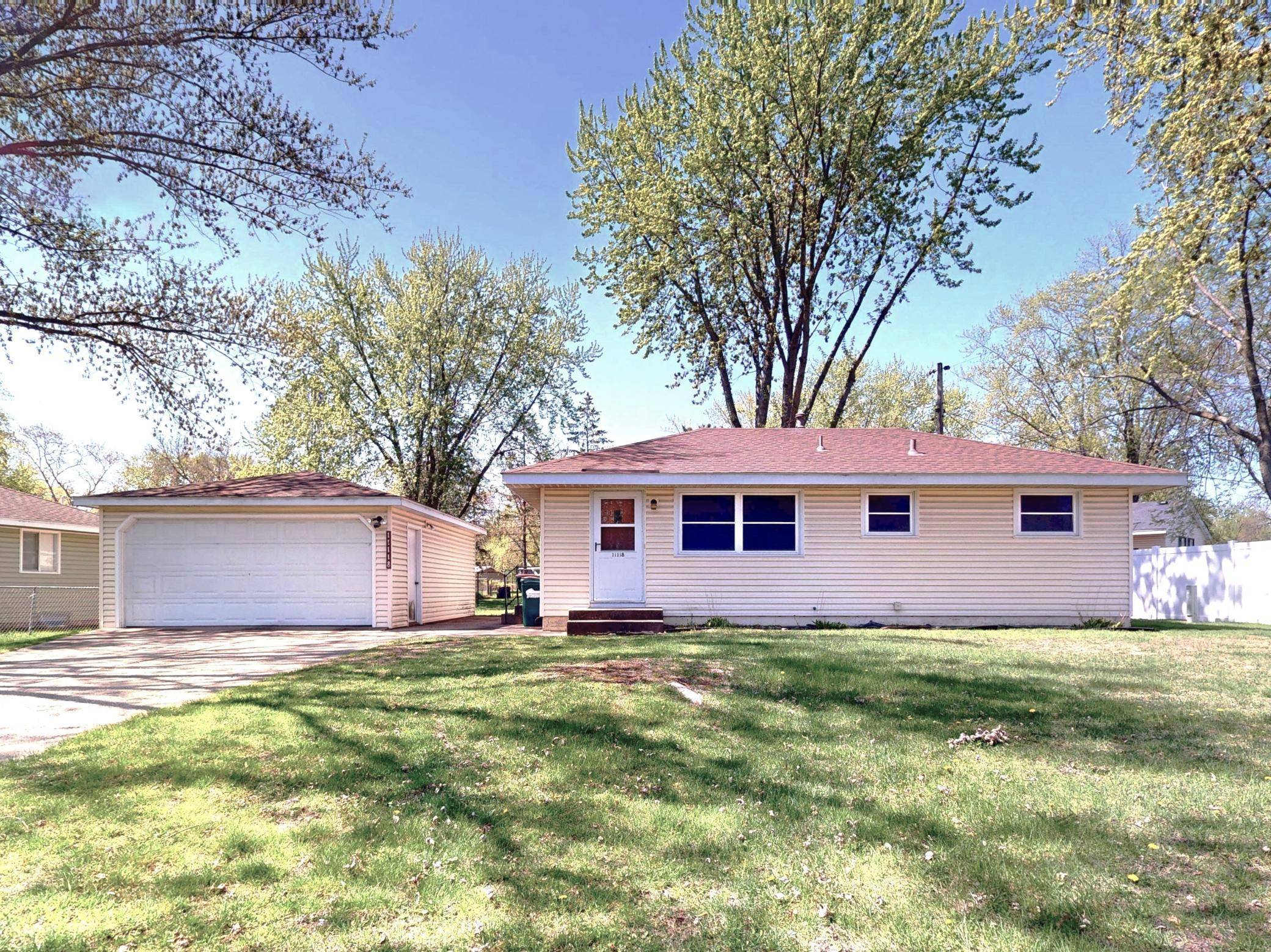 Minneapolis, MN 55434,11118 Quincy BLVD NE