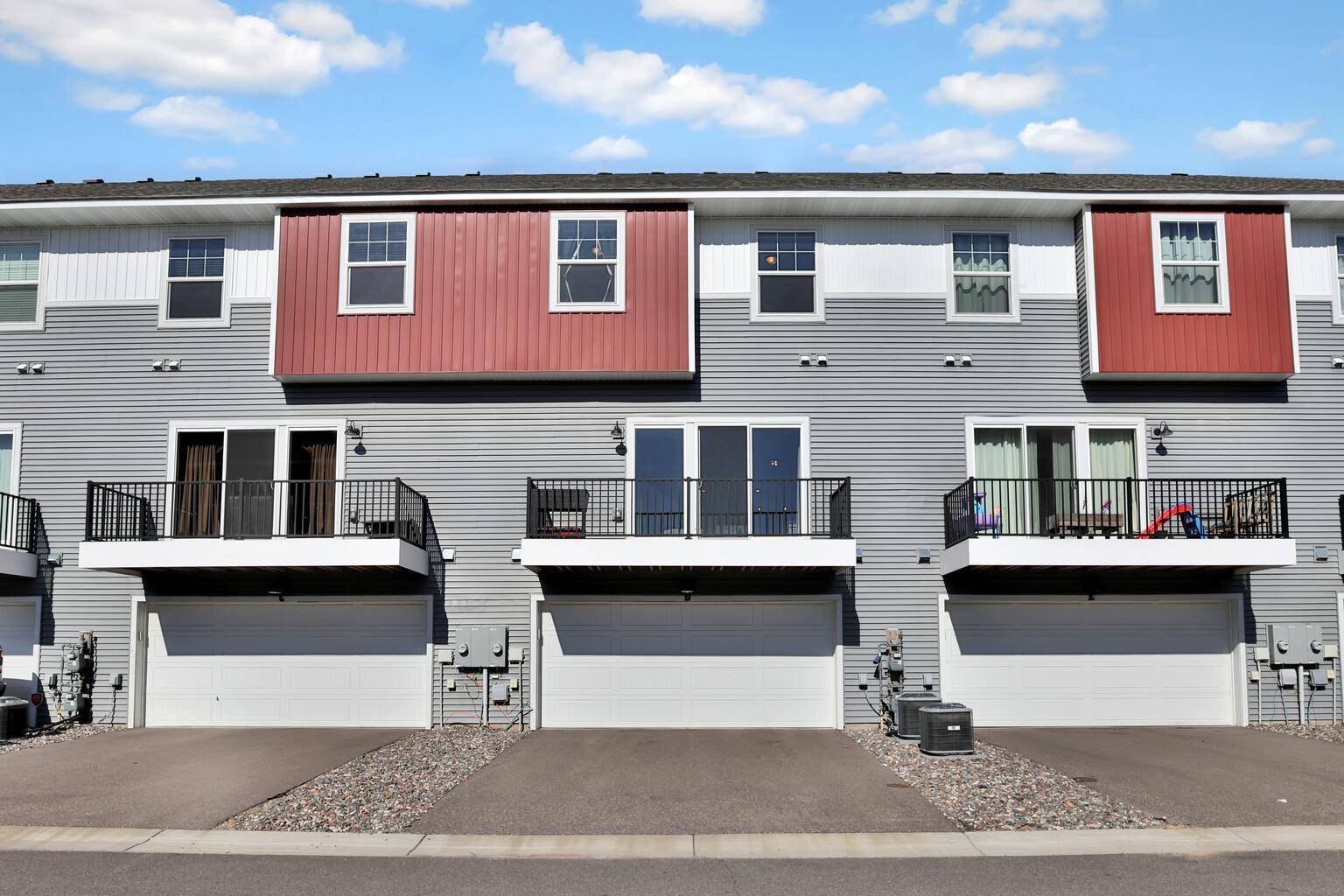 Minneapolis, MN 55434,10240 3rd ST NE